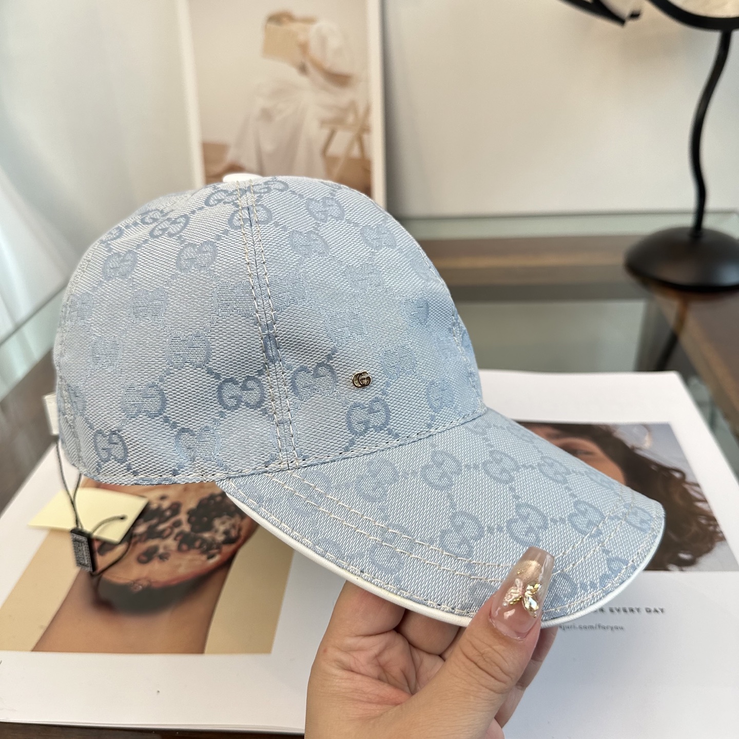 🧢GUCCI古奇棒球帽 😍新款棒球帽，重工打造♥️高端大气，百搭款🤗男女通用！