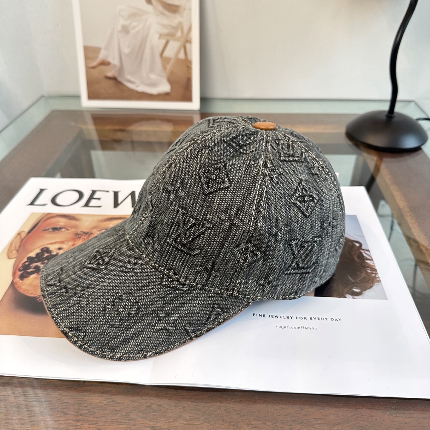 🧢路易威登棒球帽 LouisVuitton😍新款LV棒球帽，重工打造♥️高端大气，百搭款🤗男女通用！