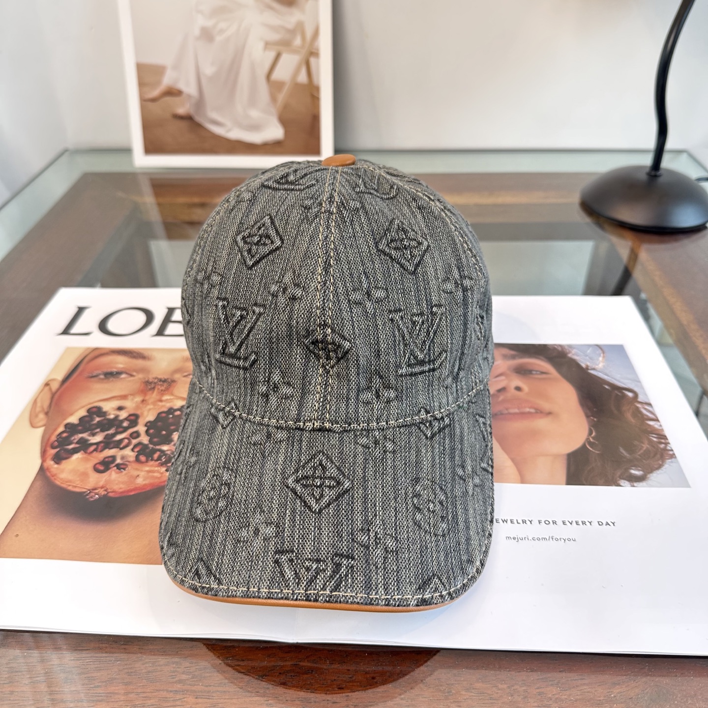 🧢路易威登棒球帽 LouisVuitton😍新款LV棒球帽，重工打造♥️高端大气，百搭款🤗男女通用！