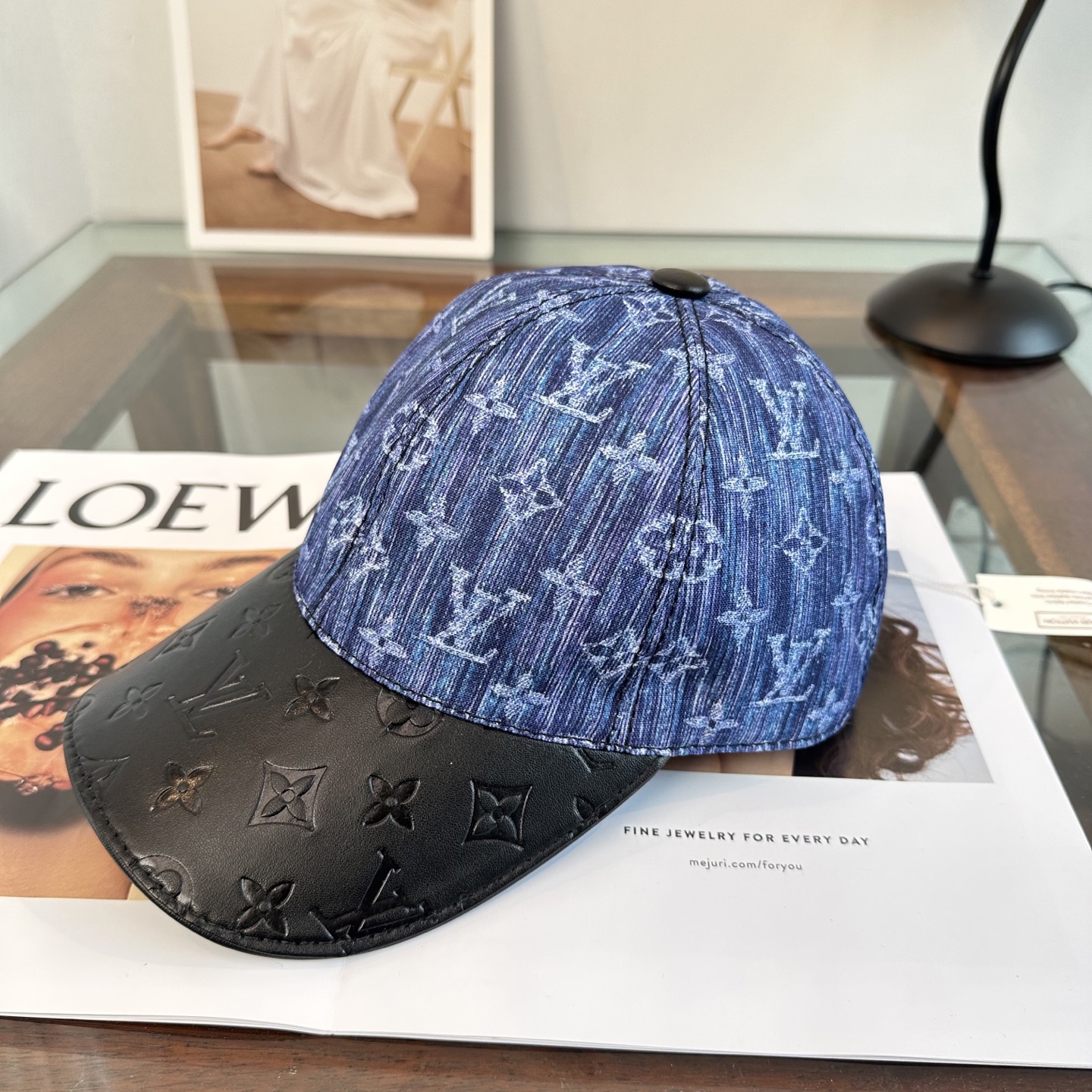 🧢路易威登棒球帽 LouisVuitton😍新款LV棒球帽，重工打造♥️高端大气，百搭款🤗男女通用！