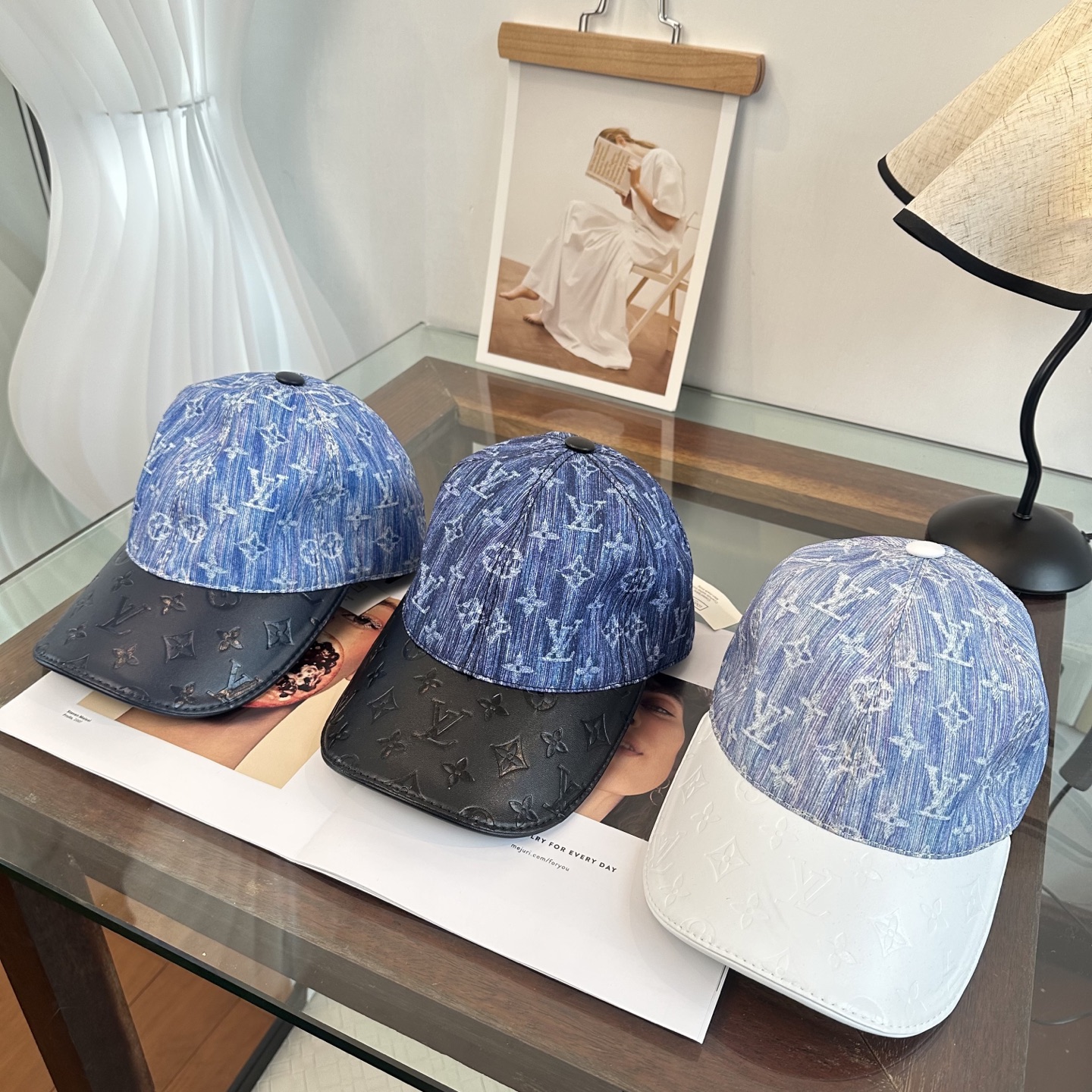 🧢路易威登棒球帽 LouisVuitton😍新款LV棒球帽，重工打造♥️高端大气，百搭款🤗男女通用！