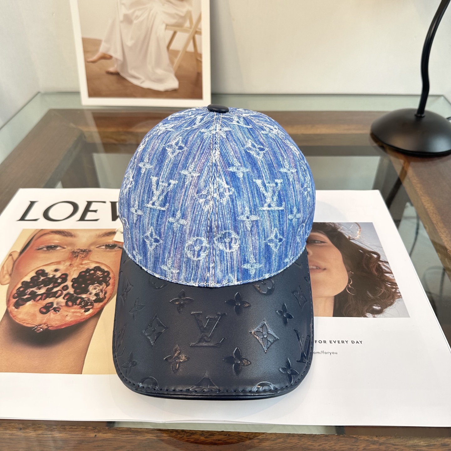 🧢路易威登棒球帽 LouisVuitton😍新款LV棒球帽，重工打造♥️高端大气，百搭款🤗男女通用！