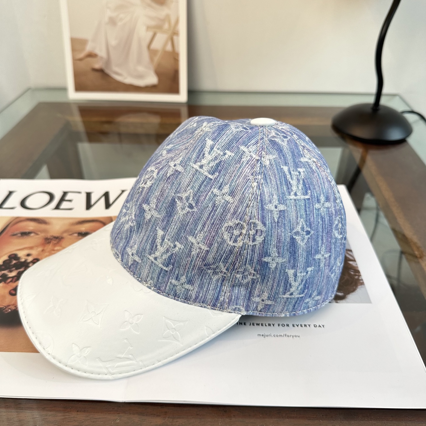 🧢路易威登棒球帽 LouisVuitton😍新款LV棒球帽，重工打造♥️高端大气，百搭款🤗男女通用！