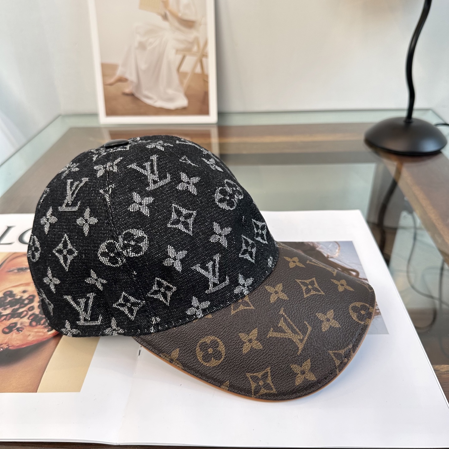 🧢路易威登棒球帽 LouisVuitton😍新款LV棒球帽，重工打造♥️高端大气，百搭款🤗男女通用！