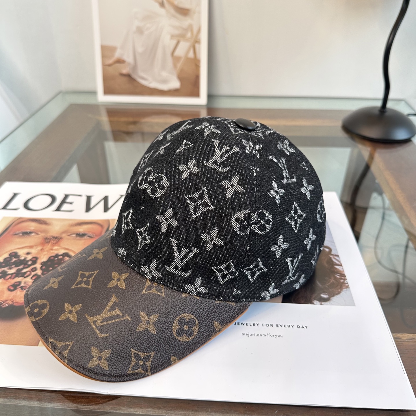 🧢路易威登棒球帽 LouisVuitton😍新款LV棒球帽，重工打造♥️高端大气，百搭款🤗男女通用！