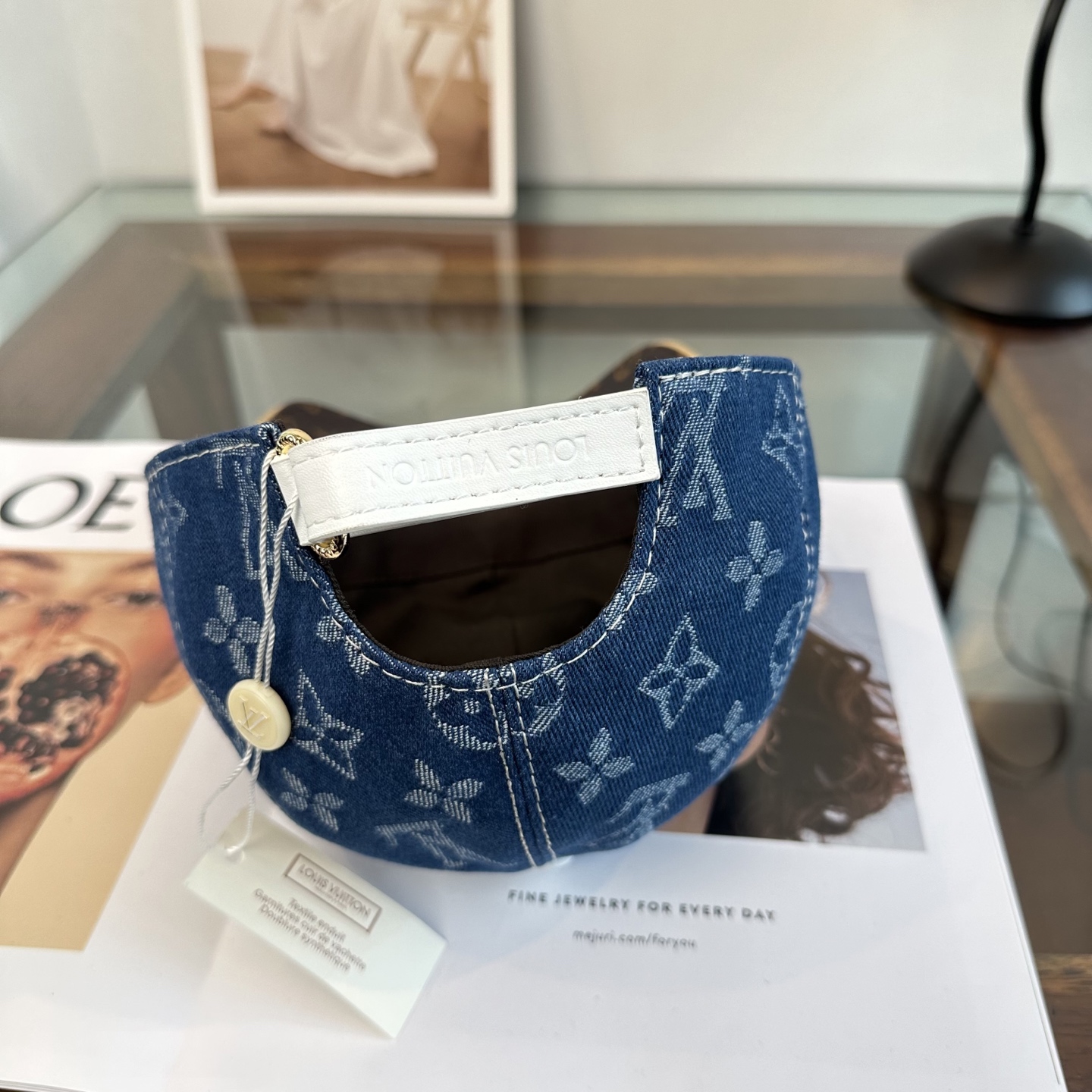 🧢路易威登棒球帽 LouisVuitton😍新款LV棒球帽，重工打造♥️高端大气，百搭款🤗男女通用！