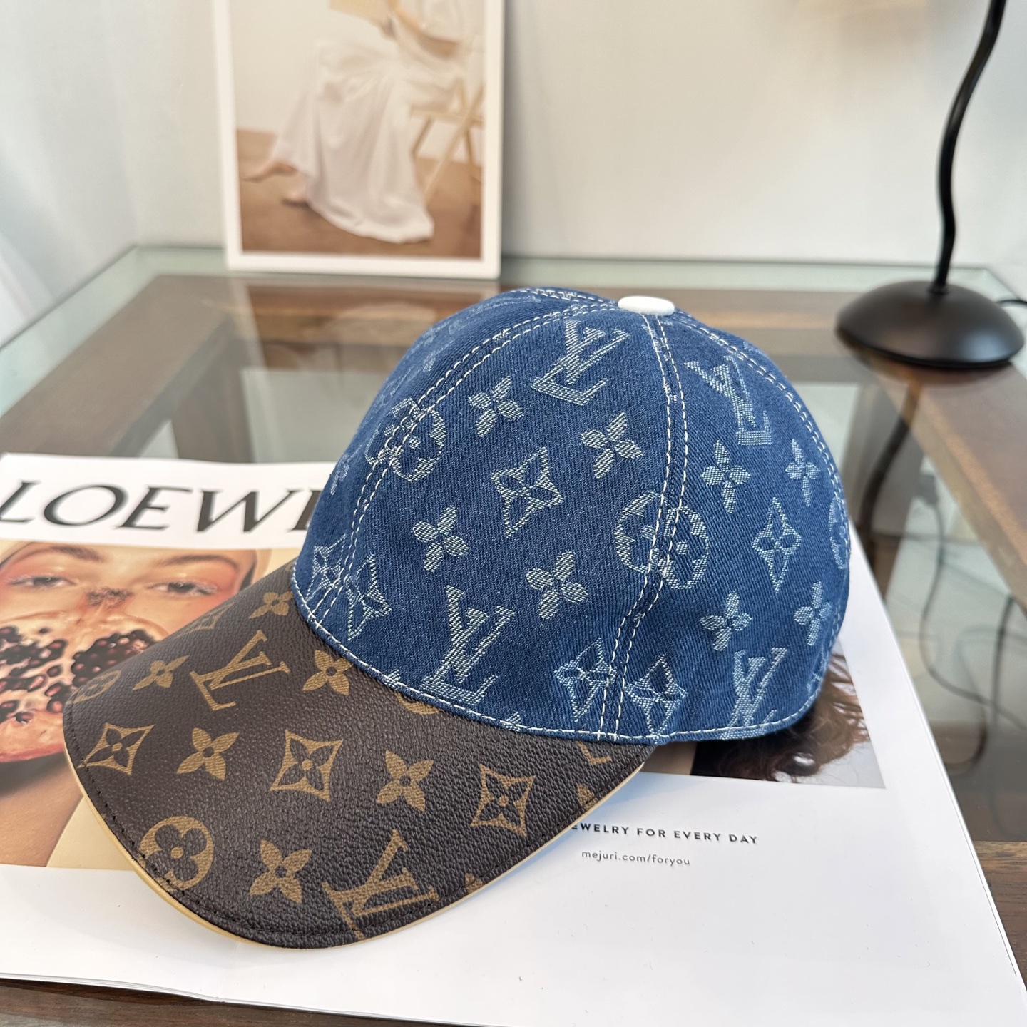 🧢路易威登棒球帽 LouisVuitton😍新款LV棒球帽，重工打造♥️高端大气，百搭款🤗男女通用！