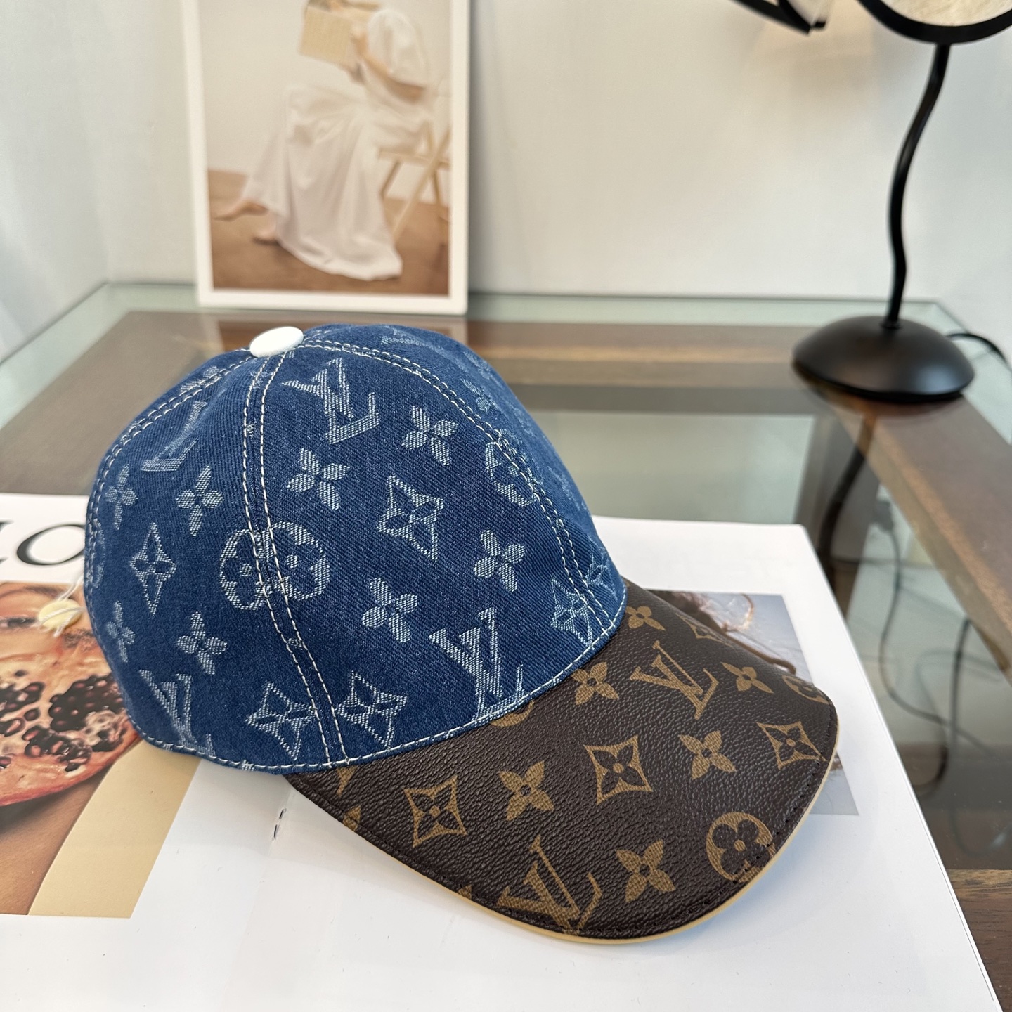 🧢路易威登棒球帽 LouisVuitton😍新款LV棒球帽，重工打造♥️高端大气，百搭款🤗男女通用！