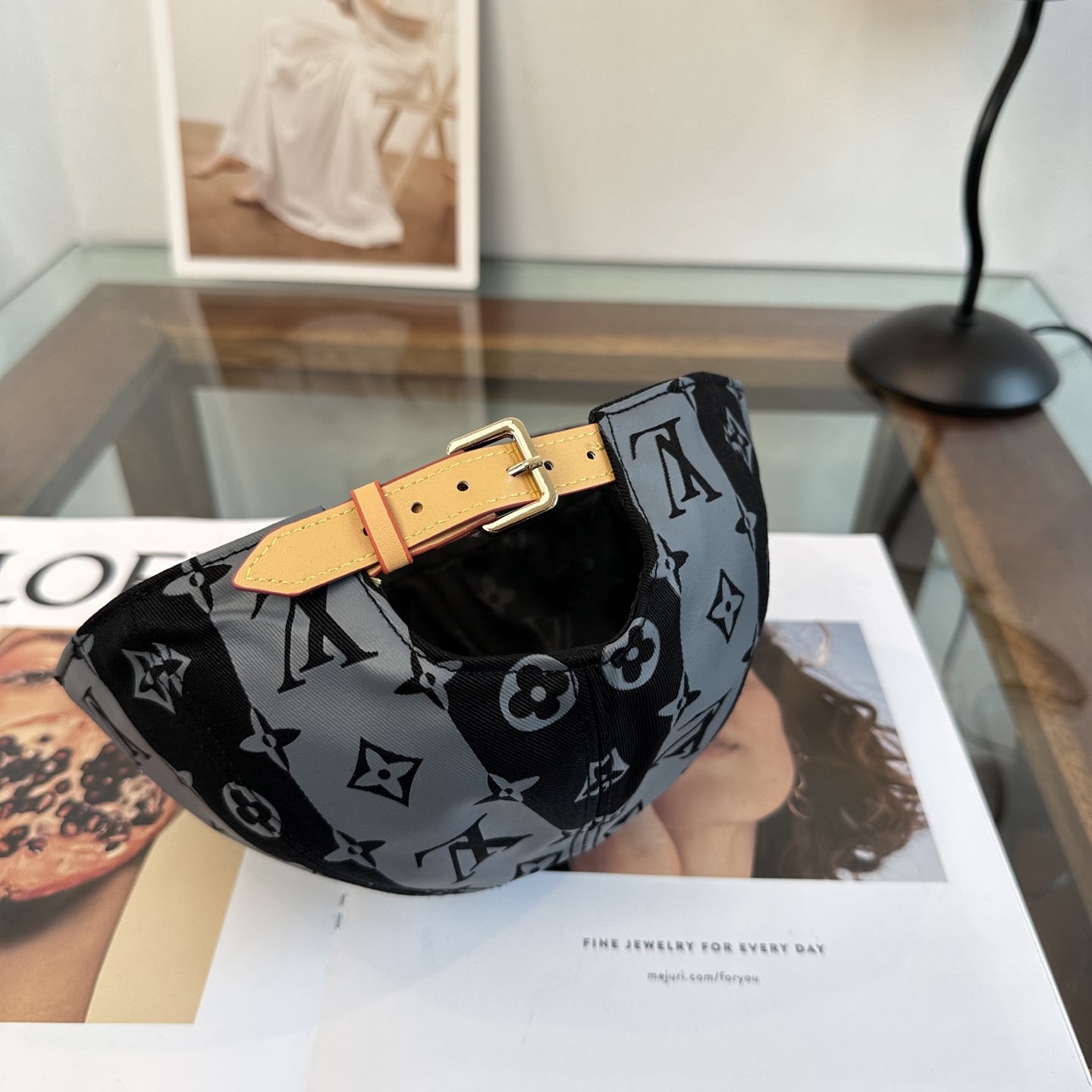 🧢路易威登棒球帽 LouisVuitton😍新款LV棒球帽，重工打造♥️高端大气，百搭款🤗男女通用！