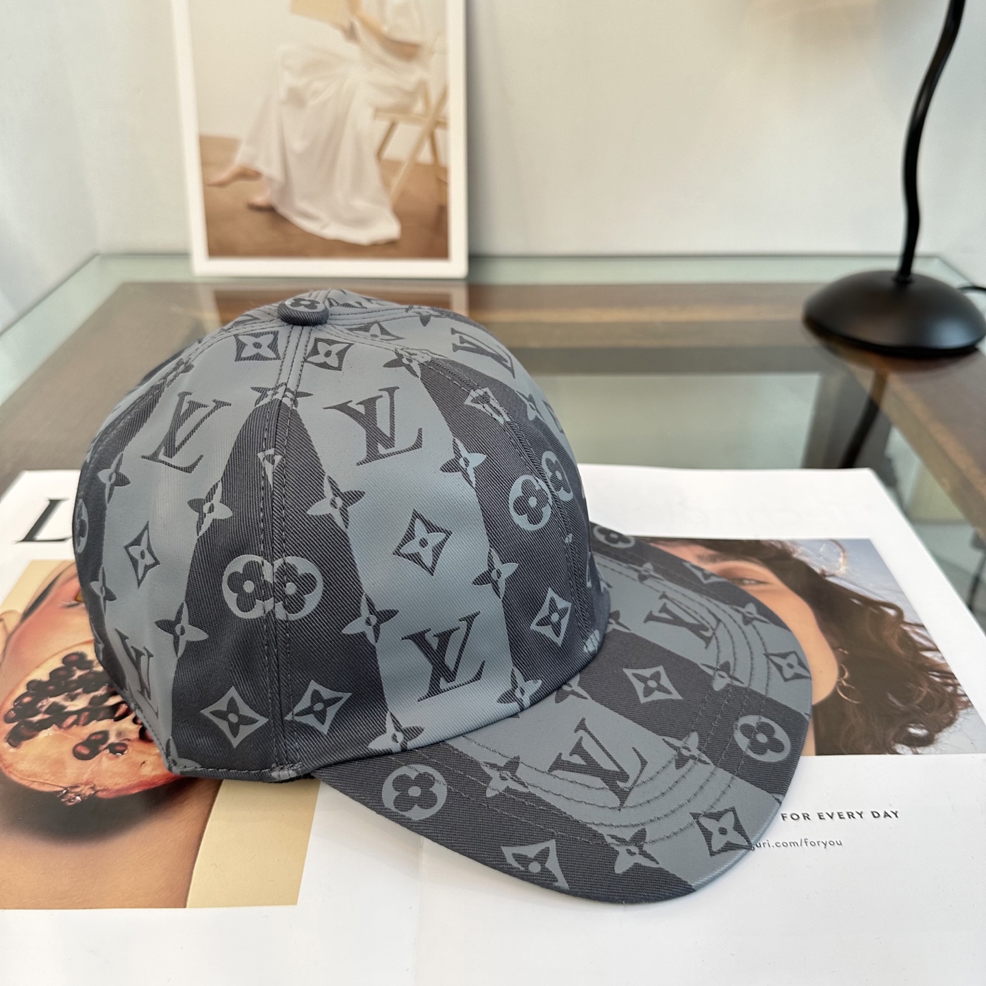 🧢路易威登棒球帽 LouisVuitton😍新款LV棒球帽，重工打造♥️高端大气，百搭款🤗男女通用！