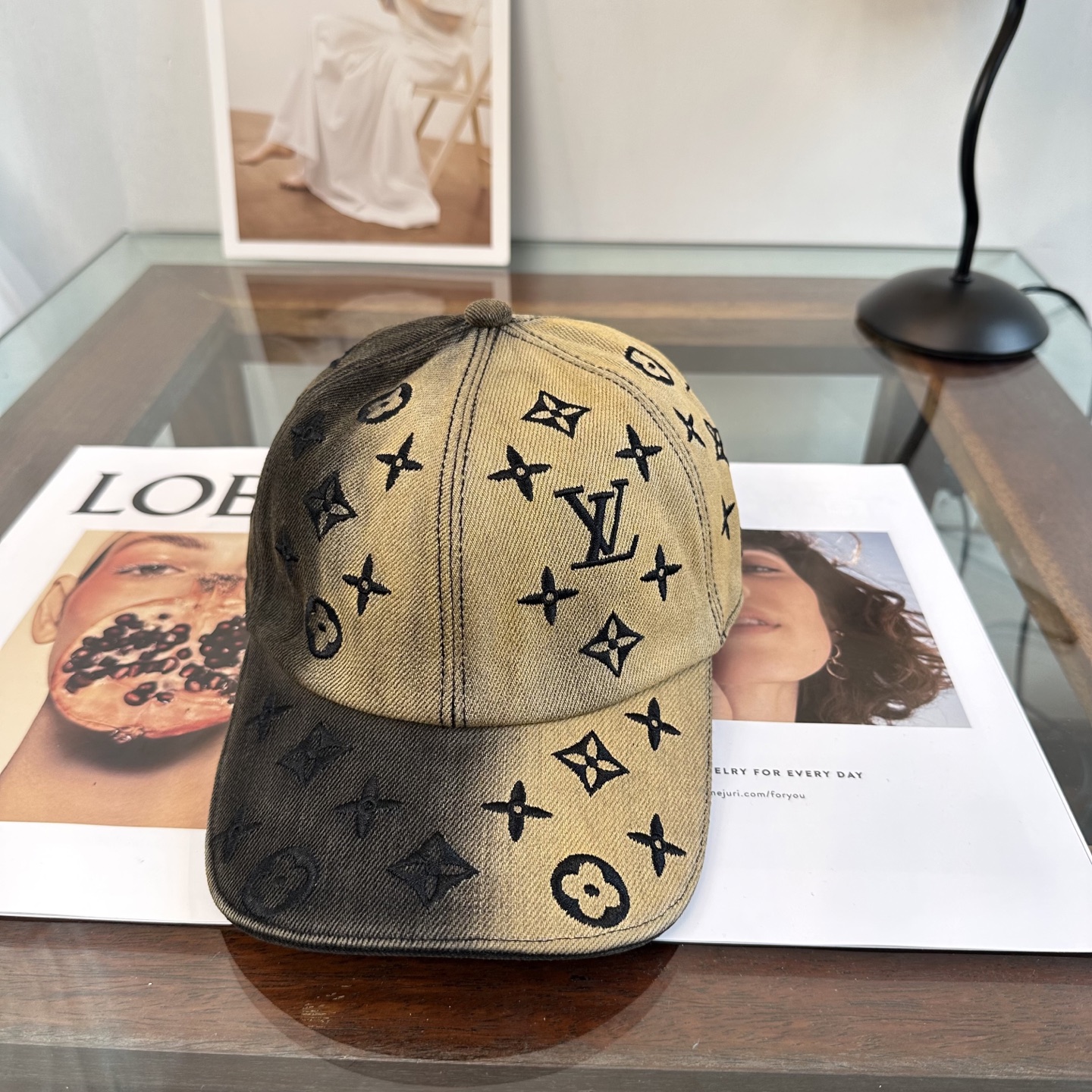 原单高版本 🧢路易威登棒球帽 LouisVuitton😍新款LV棒球帽，重工打造♥️高端大气，百搭款🤗男