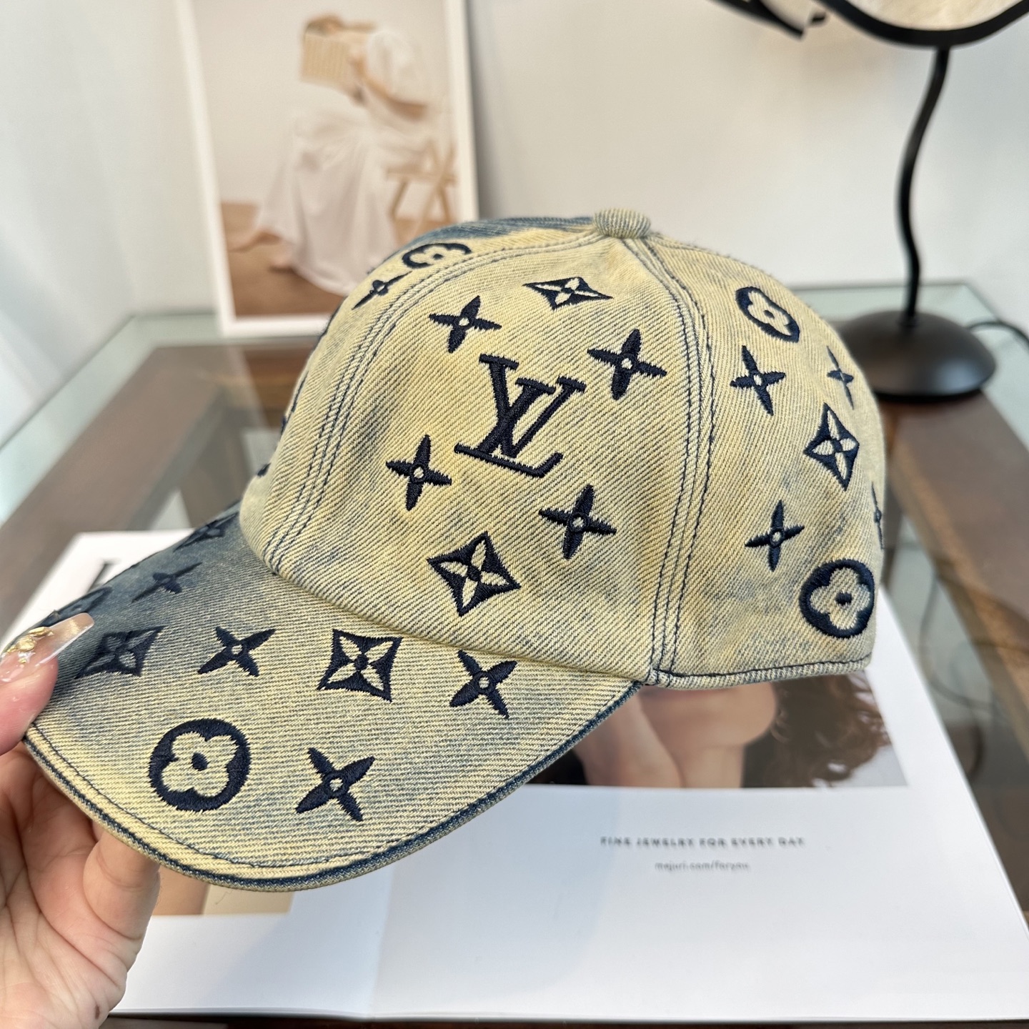 原单高版本 🧢路易威登棒球帽 LouisVuitton😍新款LV棒球帽，重工打造♥️高端大气，百搭款🤗男