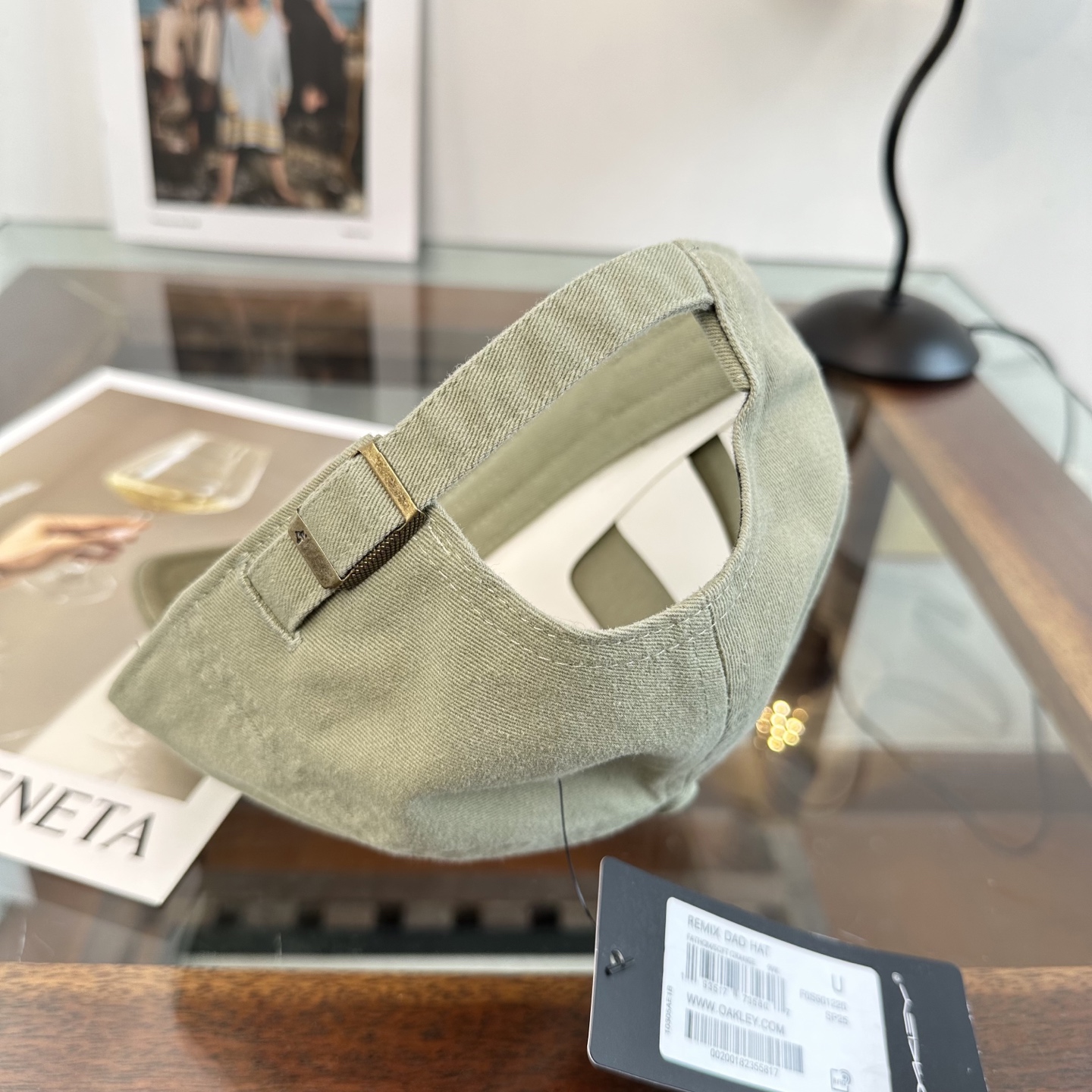 潮牌棒球帽 简单休闲风的棒球帽 减龄百搭 适配度很高！简单随性~出街拍照拗造型非常加分~男女同款 随意搭