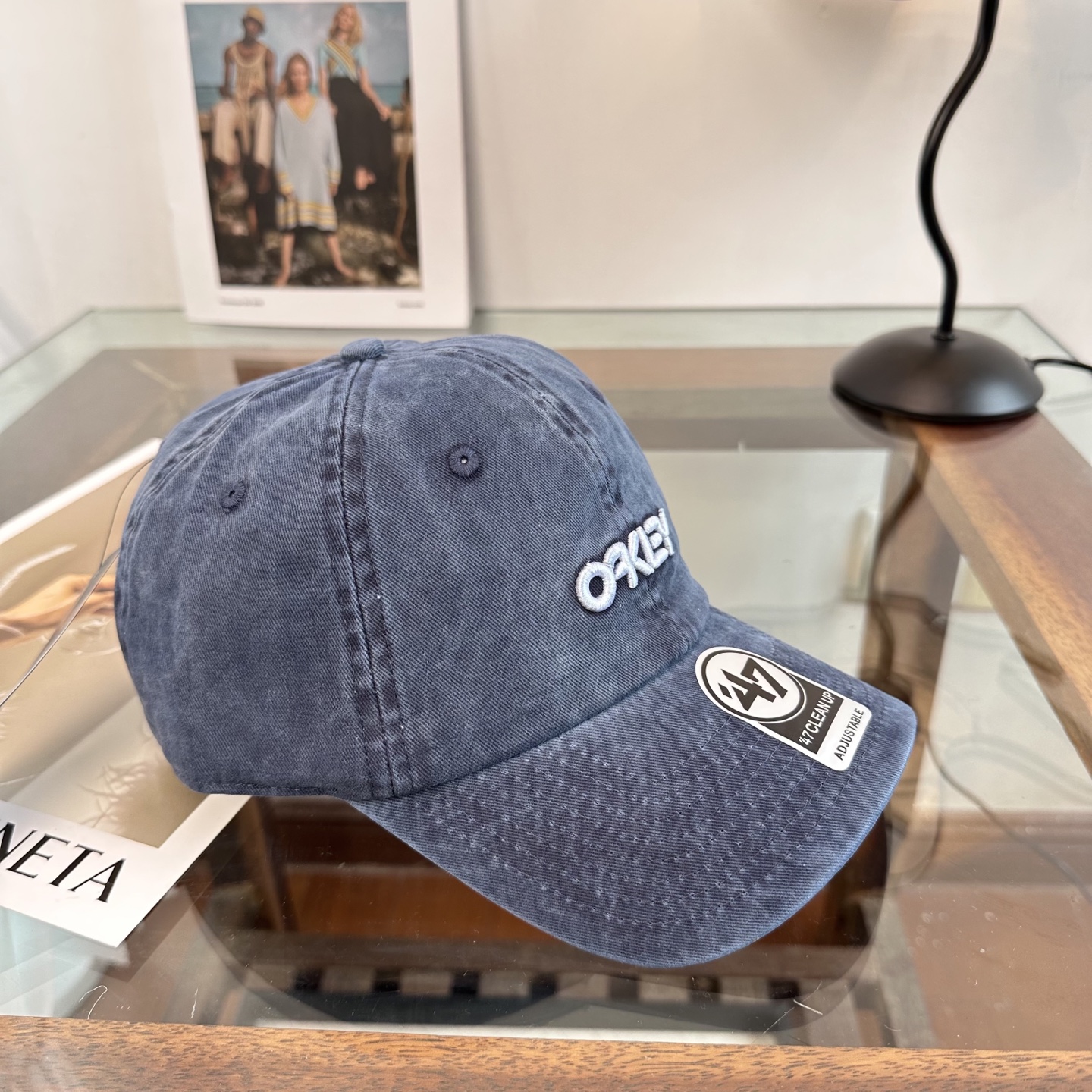 潮牌棒球帽 简单休闲风的棒球帽 减龄百搭 适配度很高！简单随性~出街拍照拗造型非常加分~男女同款 随意搭