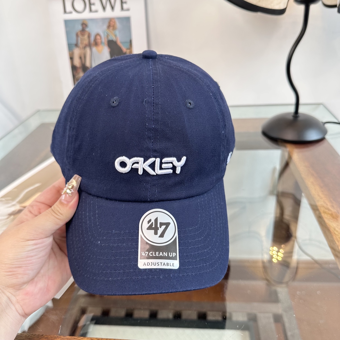 潮牌棒球帽 简单休闲风的棒球帽 减龄百搭 适配度很高！简单随性~出街拍照拗造型非常加分~男女同款 随意搭