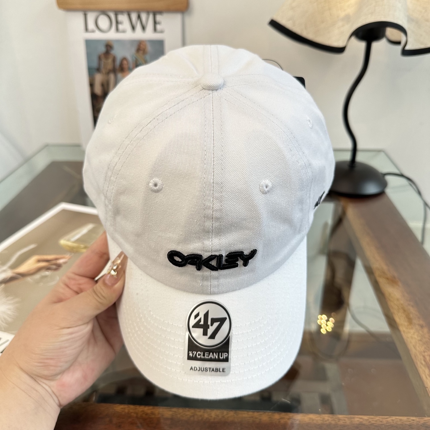 潮牌棒球帽 简单休闲风的棒球帽 减龄百搭 适配度很高！简单随性~出街拍照拗造型非常加分~男女同款 随意搭