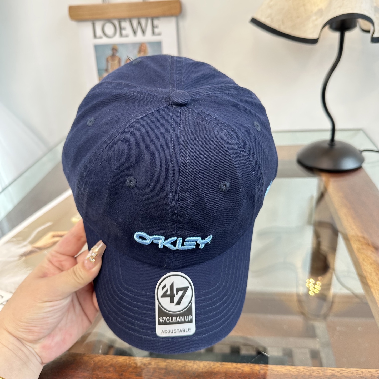 潮牌棒球帽 简单休闲风的棒球帽 减龄百搭 适配度很高！简单随性~出街拍照拗造型非常加分~男女同款 随意搭