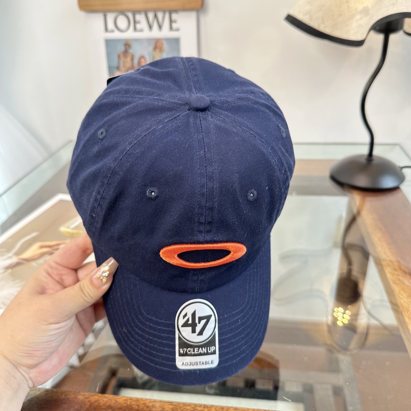 潮牌棒球帽 简单休闲风的棒球帽 减龄百搭 适配度很高！简单随性~出街拍照拗造型非常加分~男女同款 随意搭