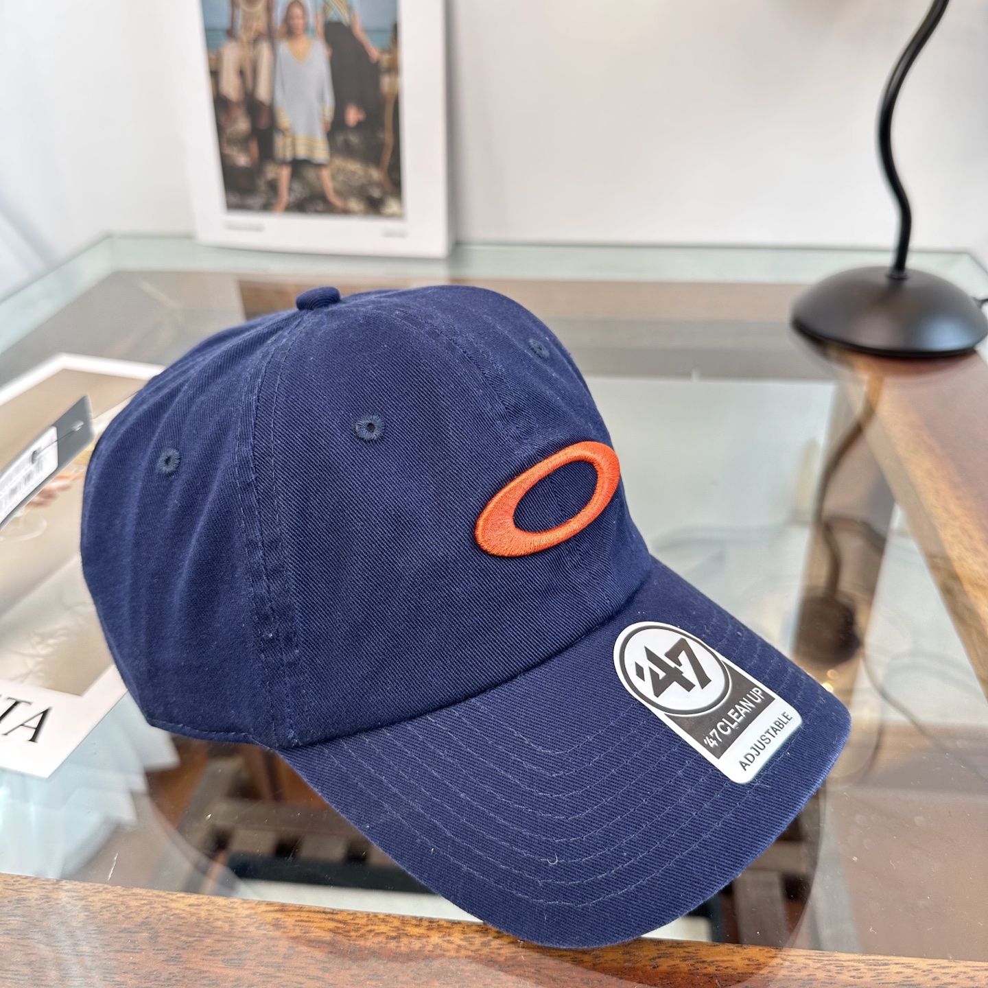 潮牌棒球帽 简单休闲风的棒球帽 减龄百搭 适配度很高！简单随性~出街拍照拗造型非常加分~男女同款 随意搭