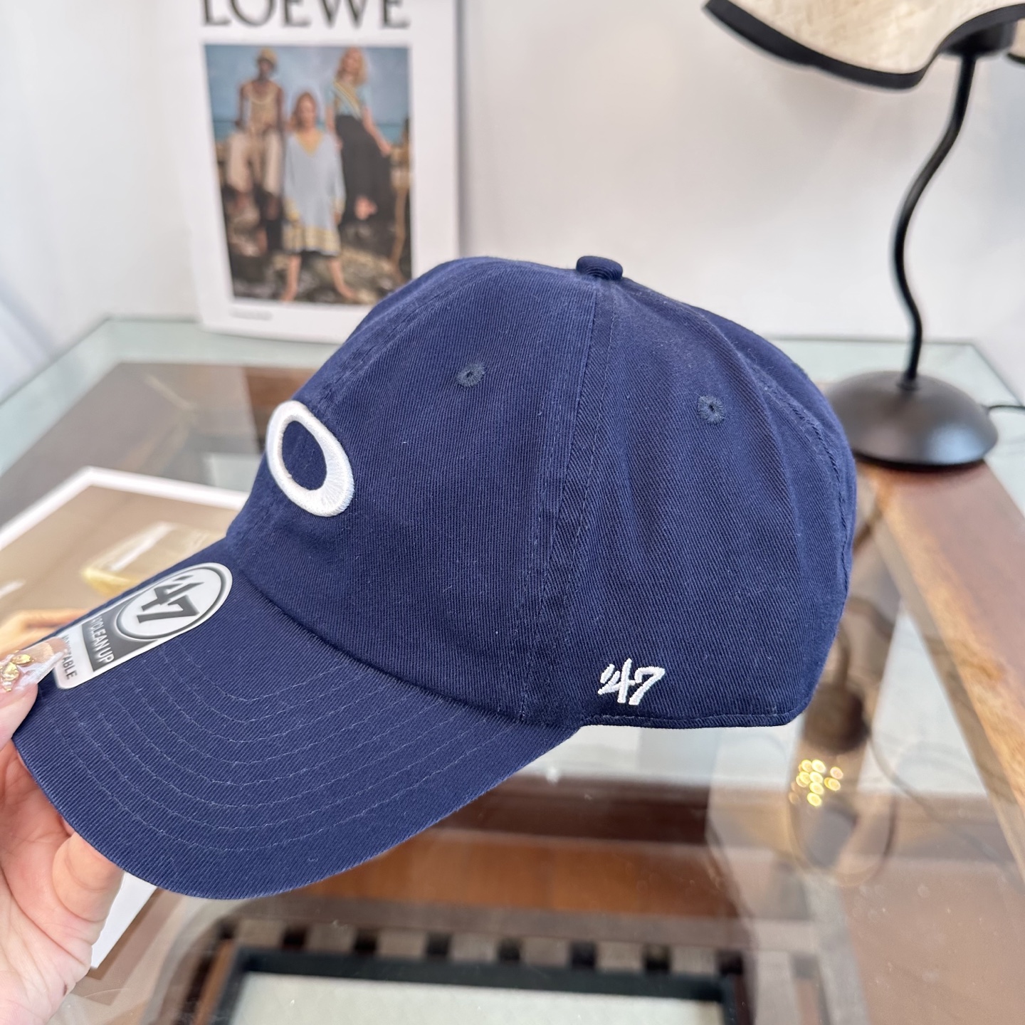 潮牌棒球帽 简单休闲风的棒球帽 减龄百搭 适配度很高！简单随性~出街拍照拗造型非常加分~男女同款 随意搭