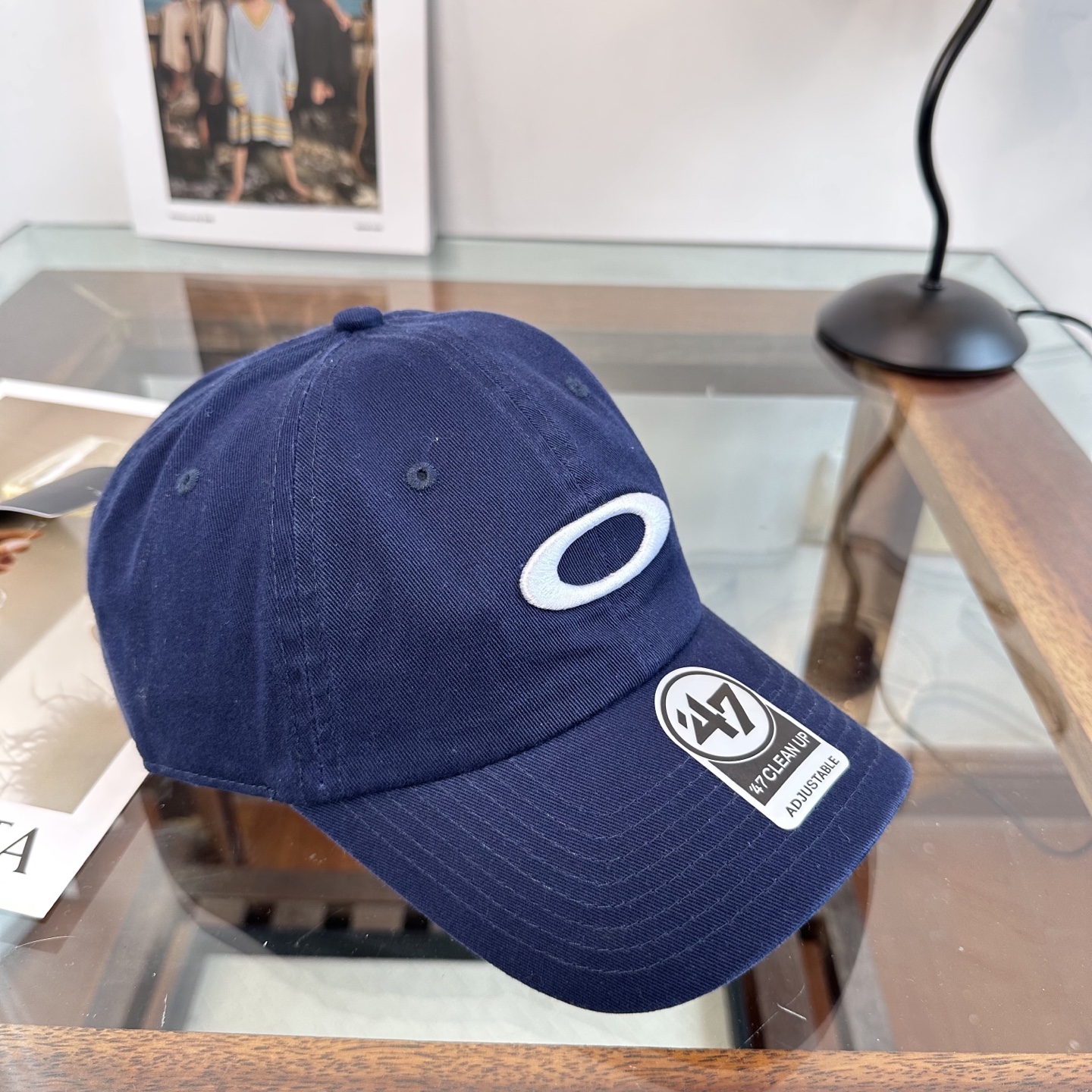 潮牌棒球帽 简单休闲风的棒球帽 减龄百搭 适配度很高！简单随性~出街拍照拗造型非常加分~男女同款 随意搭