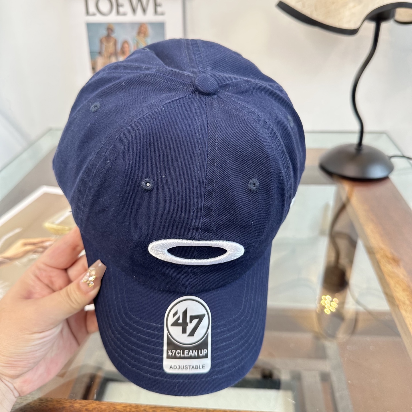 潮牌棒球帽 简单休闲风的棒球帽 减龄百搭 适配度很高！简单随性~出街拍照拗造型非常加分~男女同款 随意搭