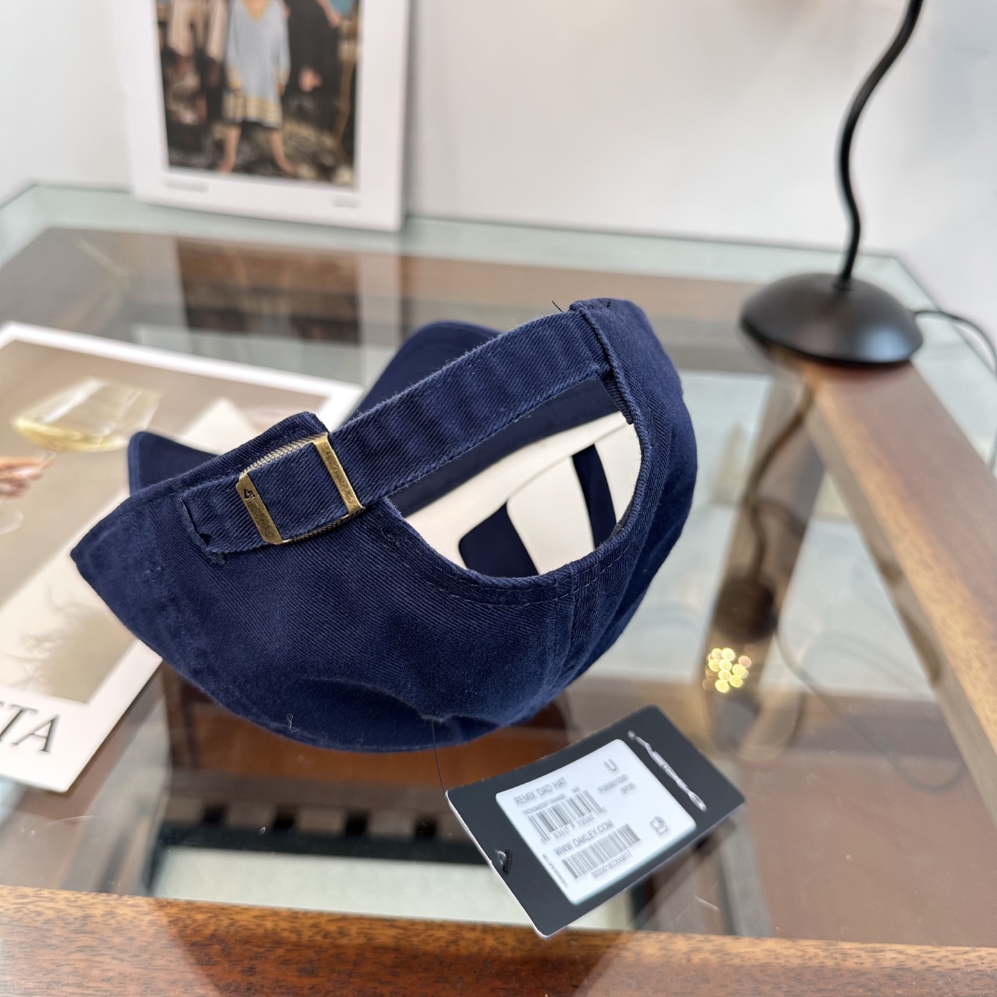 潮牌棒球帽 简单休闲风的棒球帽 减龄百搭 适配度很高！简单随性~出街拍照拗造型非常加分~男女同款 随意搭