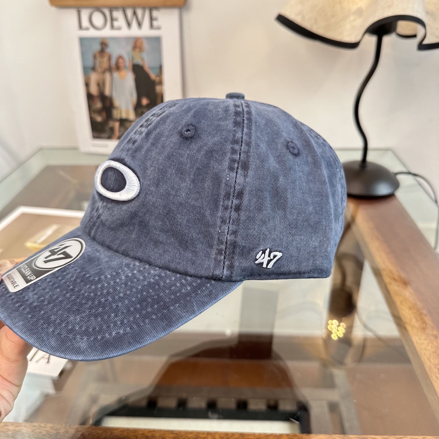 潮牌棒球帽 简单休闲风的棒球帽 减龄百搭 适配度很高！简单随性~出街拍照拗造型非常加分~男女同款 随意搭