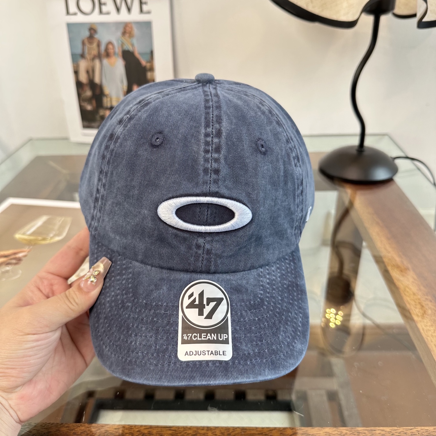 潮牌棒球帽 简单休闲风的棒球帽 减龄百搭 适配度很高！简单随性~出街拍照拗造型非常加分~男女同款 随意搭