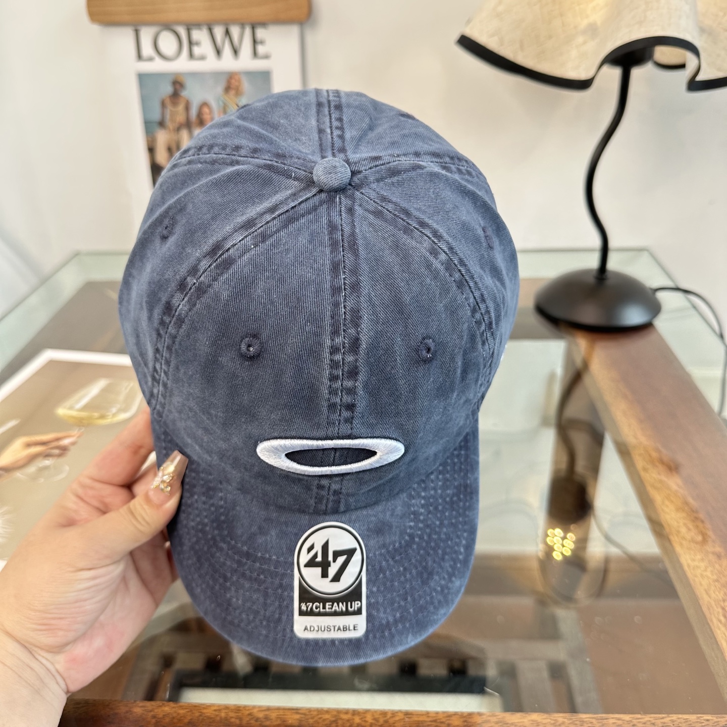 潮牌棒球帽 简单休闲风的棒球帽 减龄百搭 适配度很高！简单随性~出街拍照拗造型非常加分~男女同款 随意搭