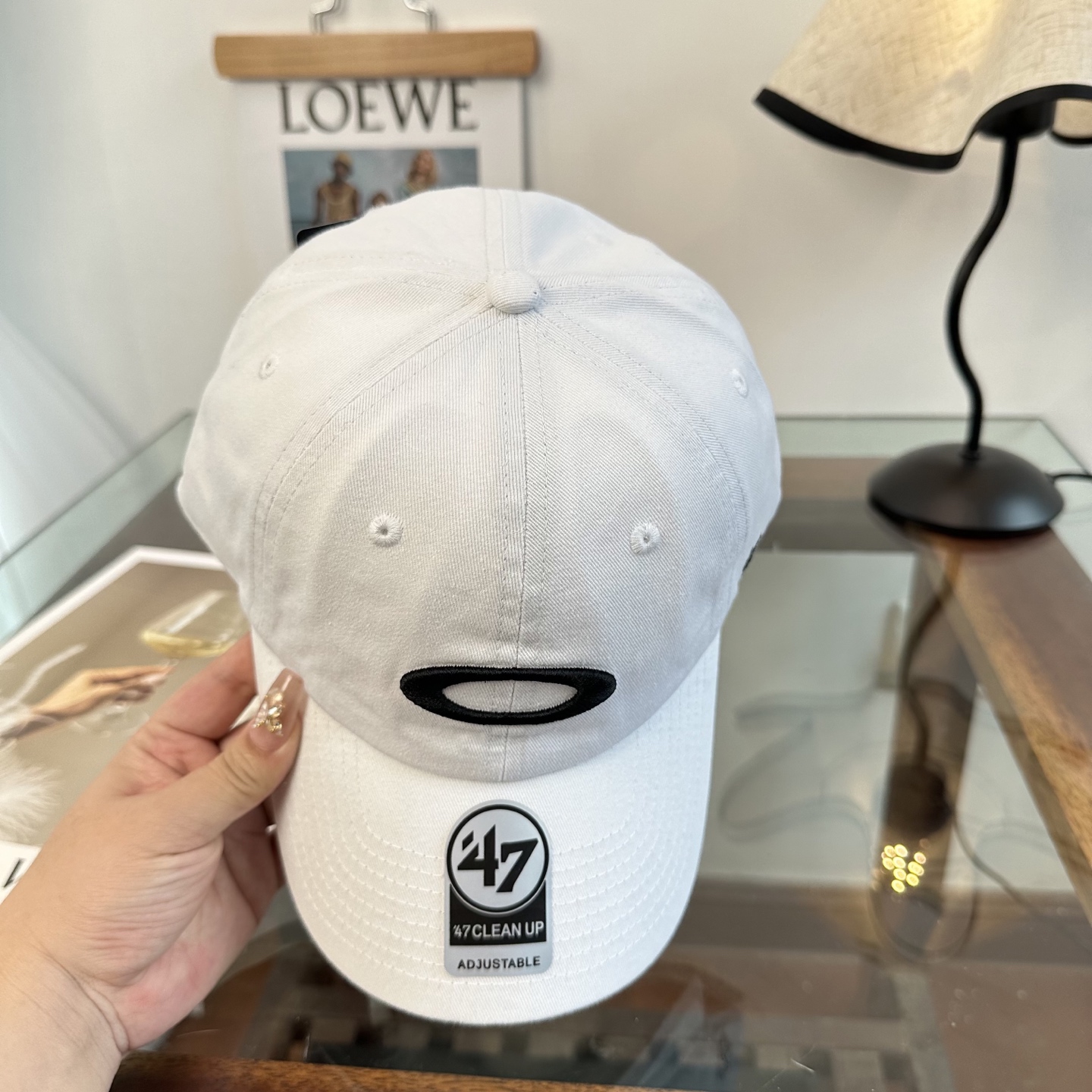 潮牌棒球帽 简单休闲风的棒球帽 减龄百搭 适配度很高！简单随性~出街拍照拗造型非常加分~男女同款 随意搭