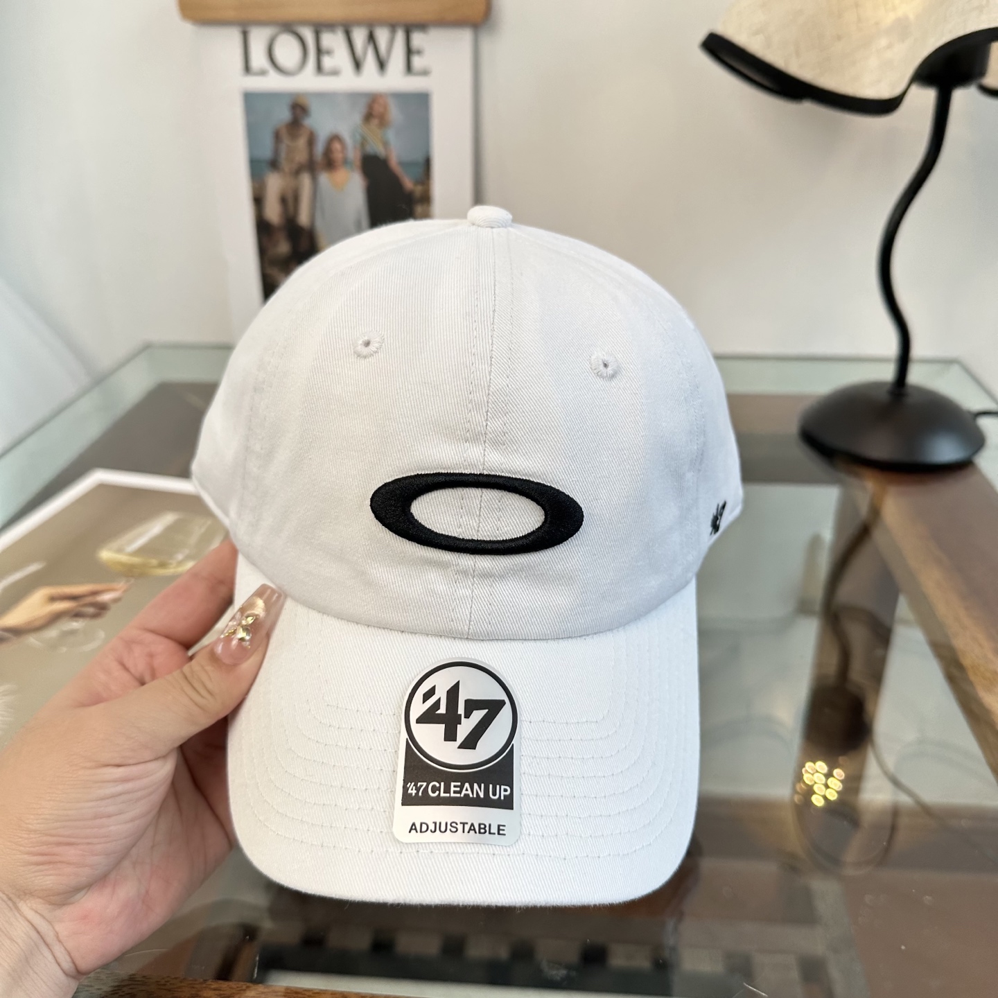 潮牌棒球帽 简单休闲风的棒球帽 减龄百搭 适配度很高！简单随性~出街拍照拗造型非常加分~男女同款 随意搭