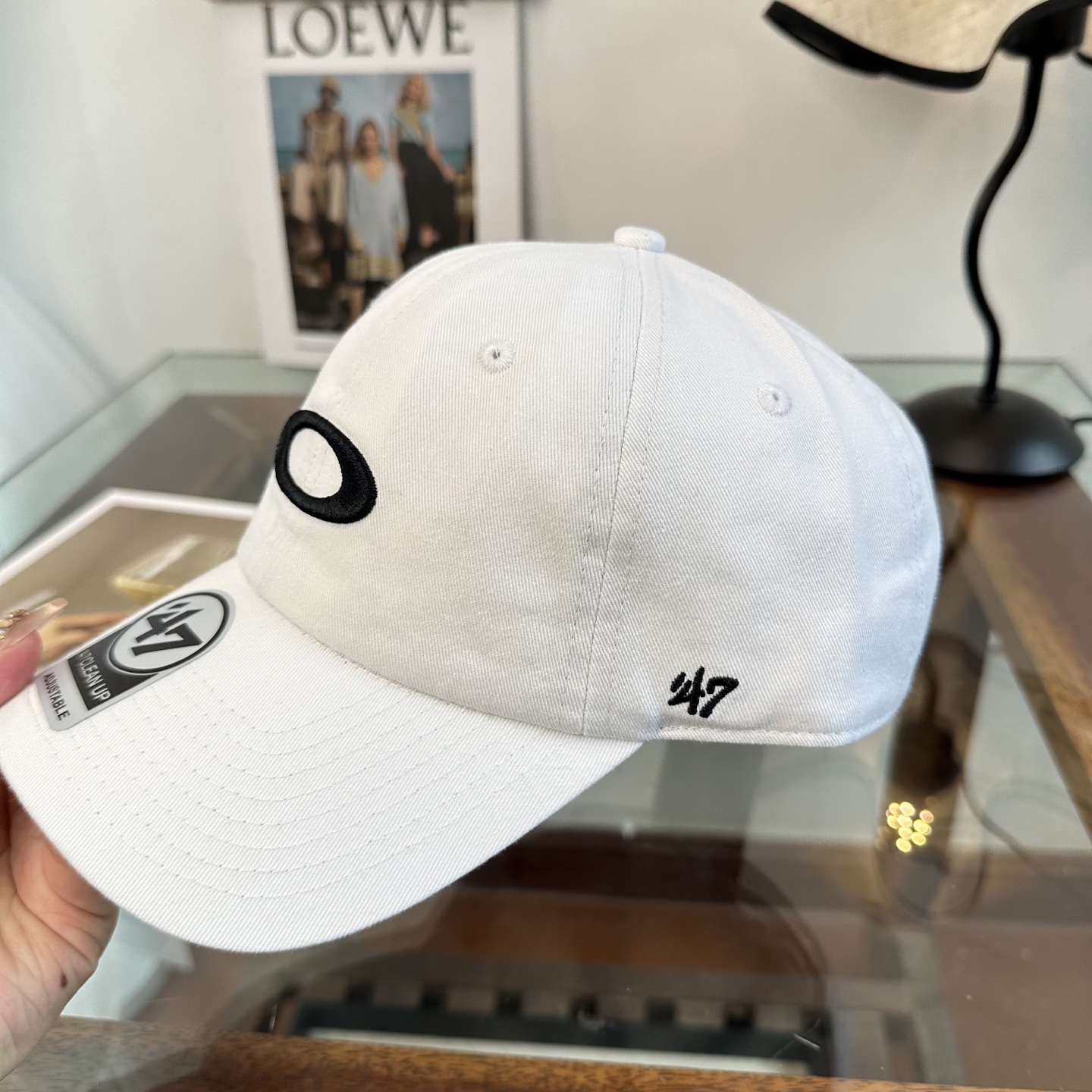 潮牌棒球帽 简单休闲风的棒球帽 减龄百搭 适配度很高！简单随性~出街拍照拗造型非常加分~男女同款 随意搭