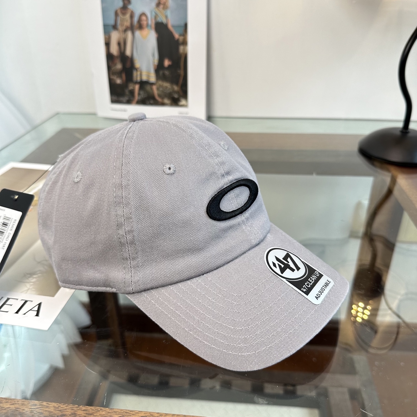 潮牌棒球帽 简单休闲风的棒球帽 减龄百搭 适配度很高！简单随性~出街拍照拗造型非常加分~男女同款 随意搭