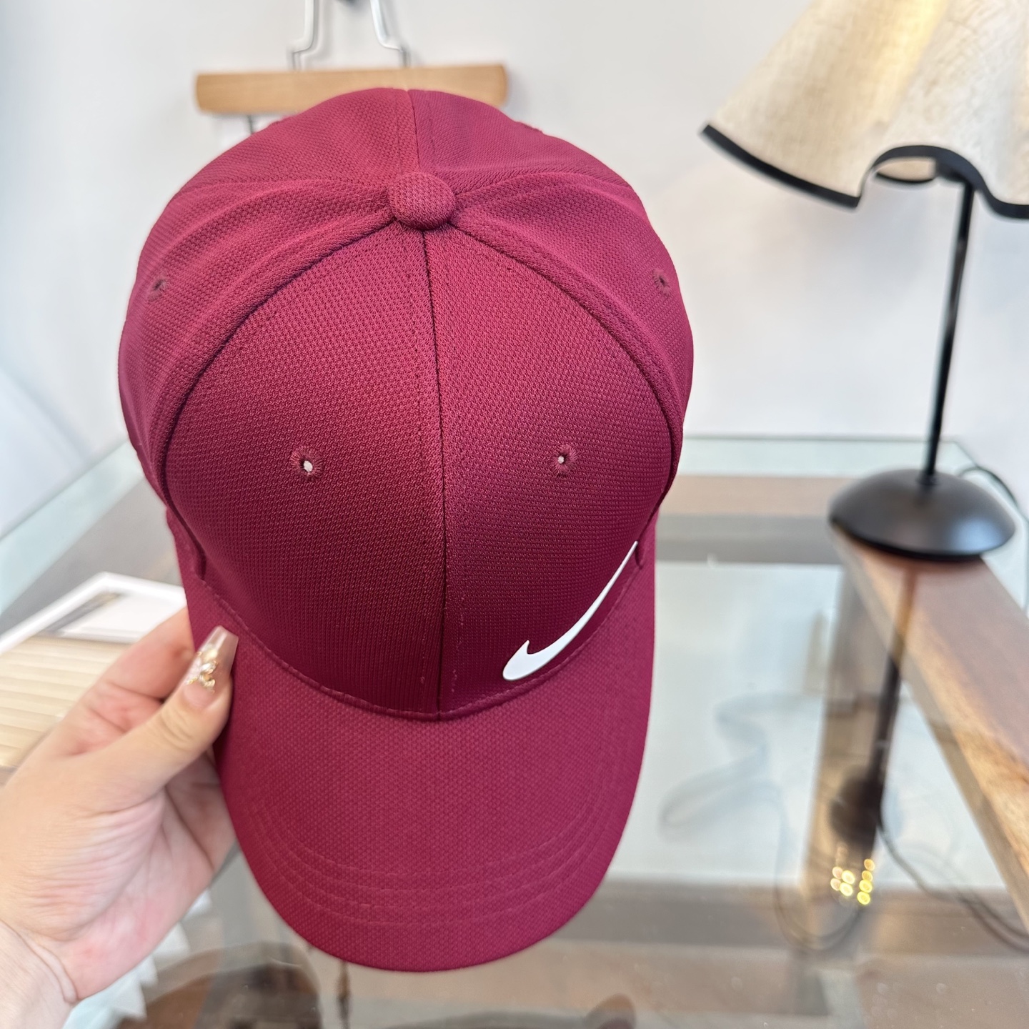 耐克✅棒球帽纯色系给足街头风，时尚达人挚爱的色调精选效果超完美！细节做工无可挑剔！男女同款！