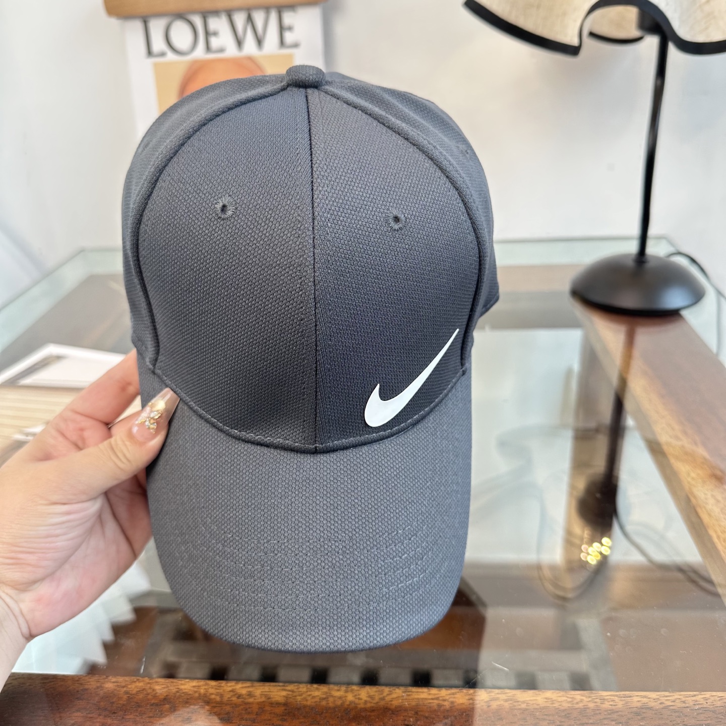 耐克✅棒球帽纯色系给足街头风，时尚达人挚爱的色调精选效果超完美！细节做工无可挑剔！男女同款！