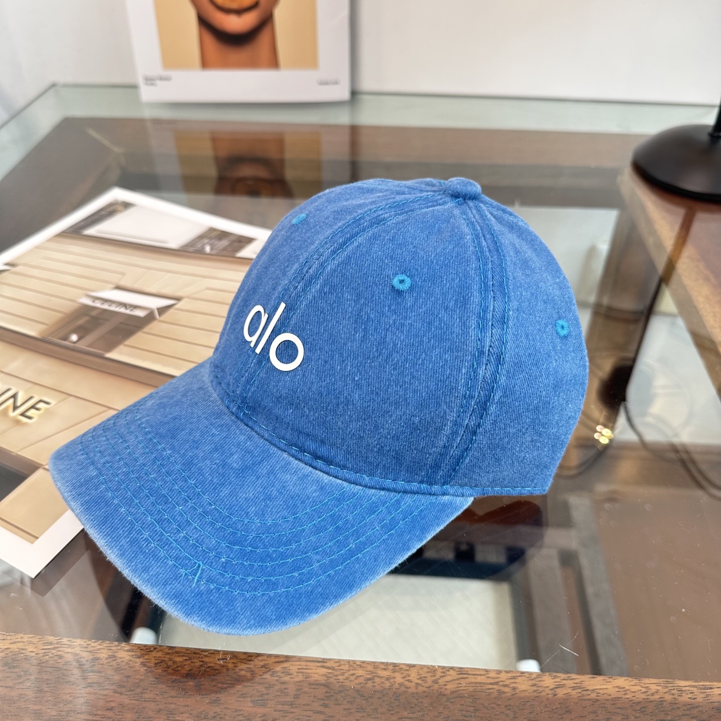 Alo 🔥爆款 新款棒球帽定制面料，简约时尚更透气，超火爆现货秒发