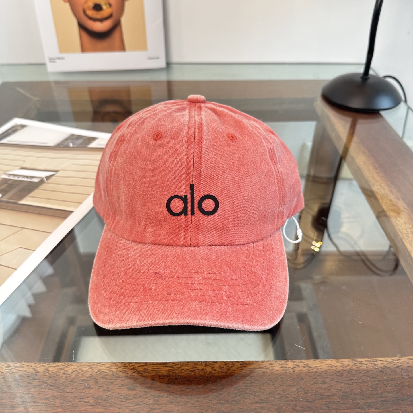 Alo 🔥爆款 新款棒球帽定制面料，简约时尚更透气，超火爆现货秒发