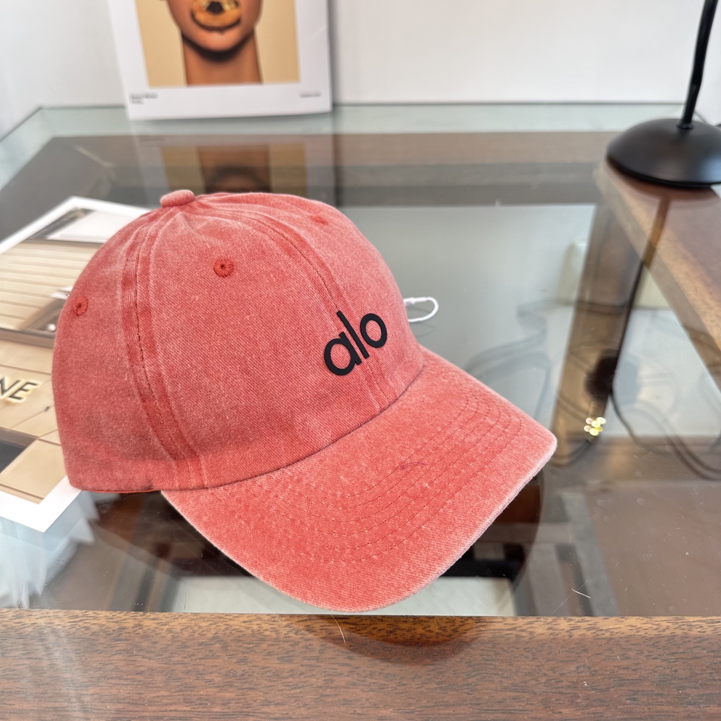 Alo 🔥爆款 新款棒球帽定制面料，简约时尚更透气，超火爆现货秒发