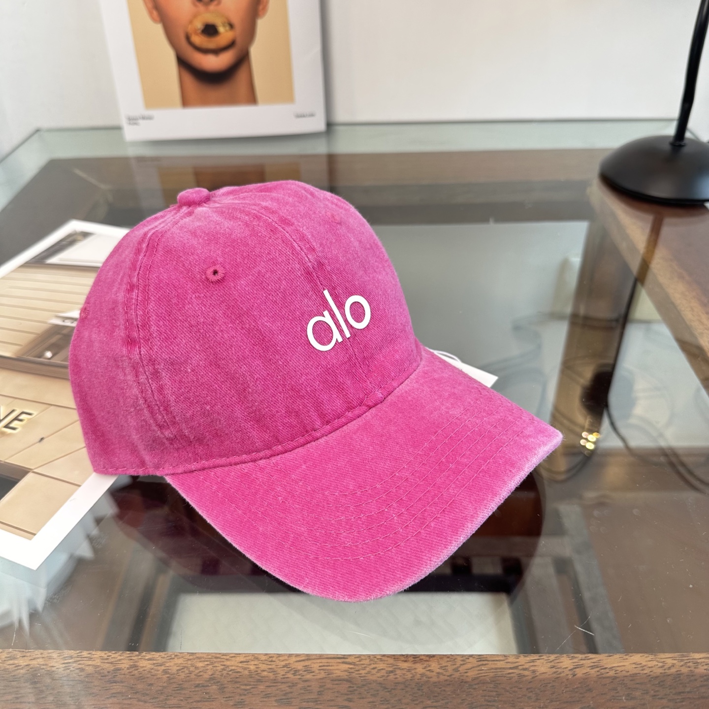 Alo 🔥爆款 新款棒球帽定制面料，简约时尚更透气，超火爆现货秒发