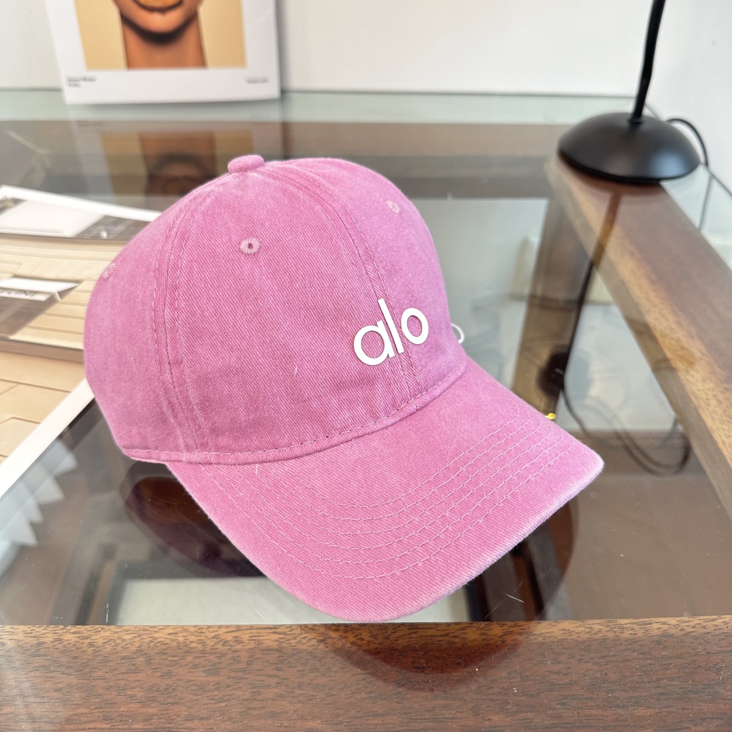 Alo 🔥爆款 新款棒球帽定制面料，简约时尚更透气，超火爆现货秒发