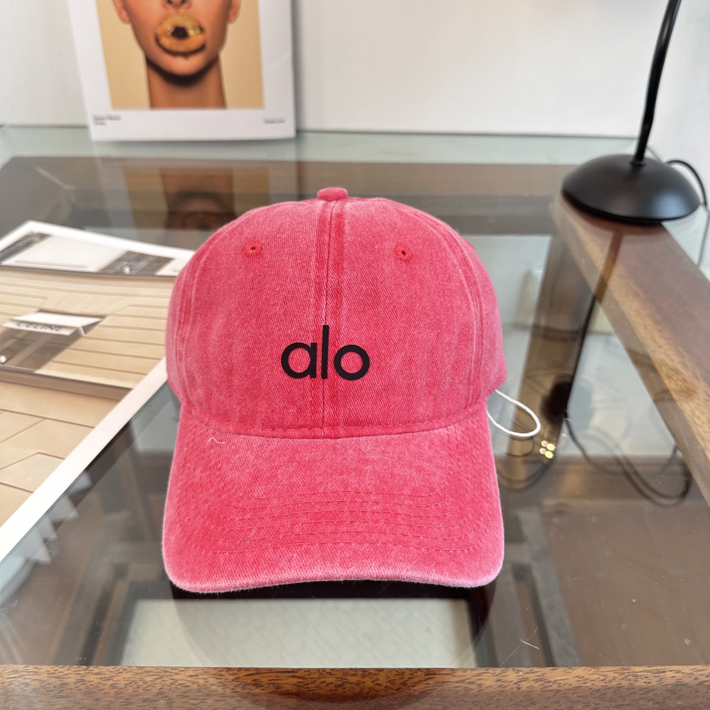 Alo 🔥爆款 新款棒球帽定制面料，简约时尚更透气，超火爆现货秒发