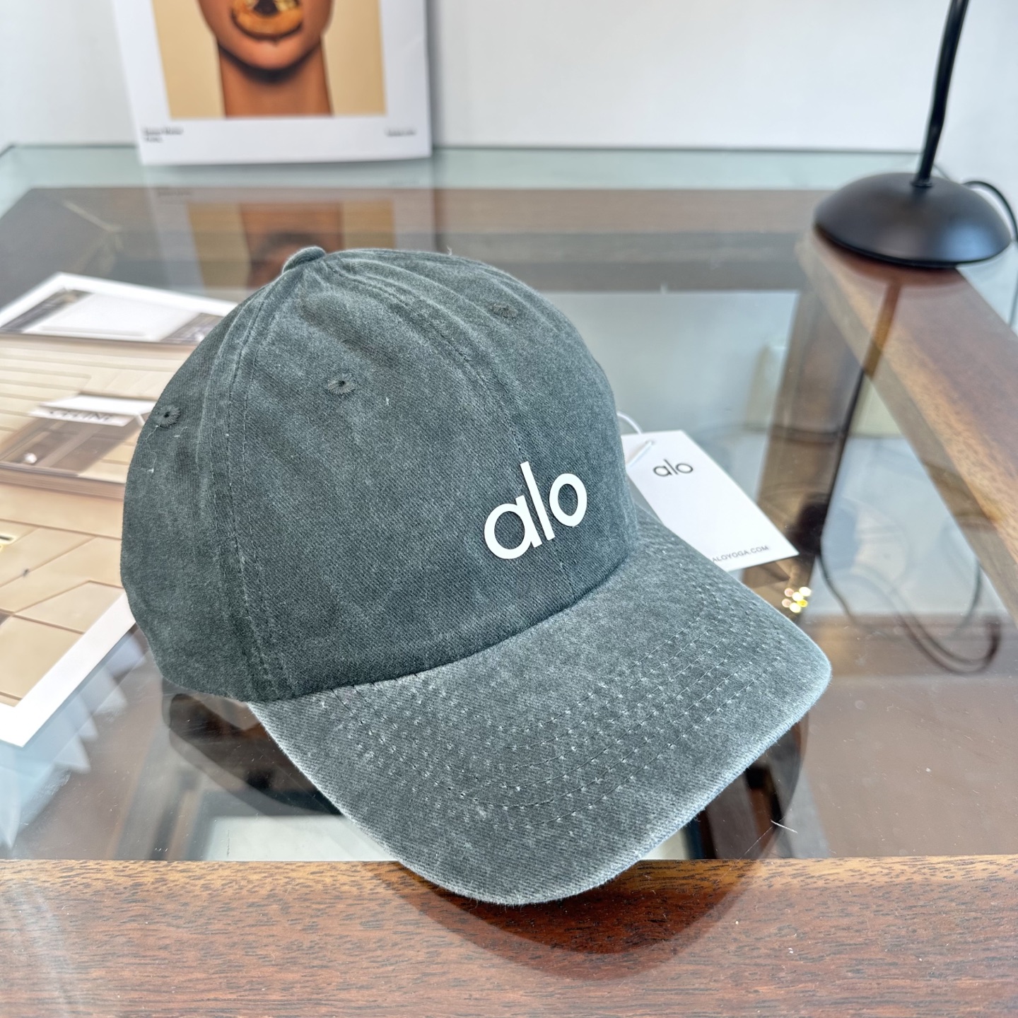 Alo 🔥爆款 新款棒球帽定制面料，简约时尚更透气，超火爆现货秒发