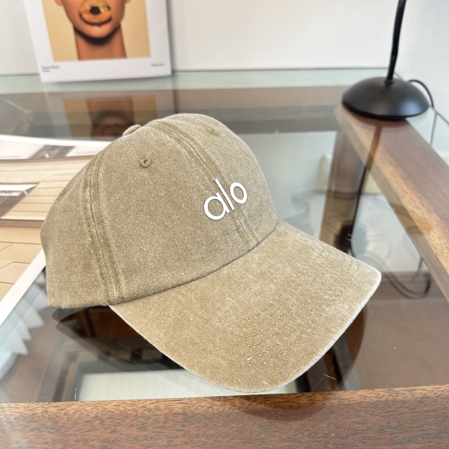 Alo 🔥爆款 新款棒球帽定制面料，简约时尚更透气，超火爆现货秒发