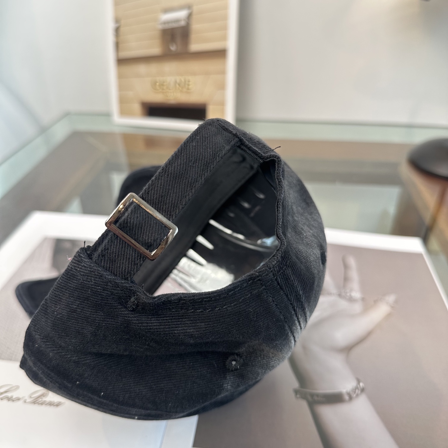 Chrome hearts 克罗心 新款十字架 高品质棒球帽，高端定制版！网红时尚博主同款！墙裂推荐！质量巨好！谁戴谁好
