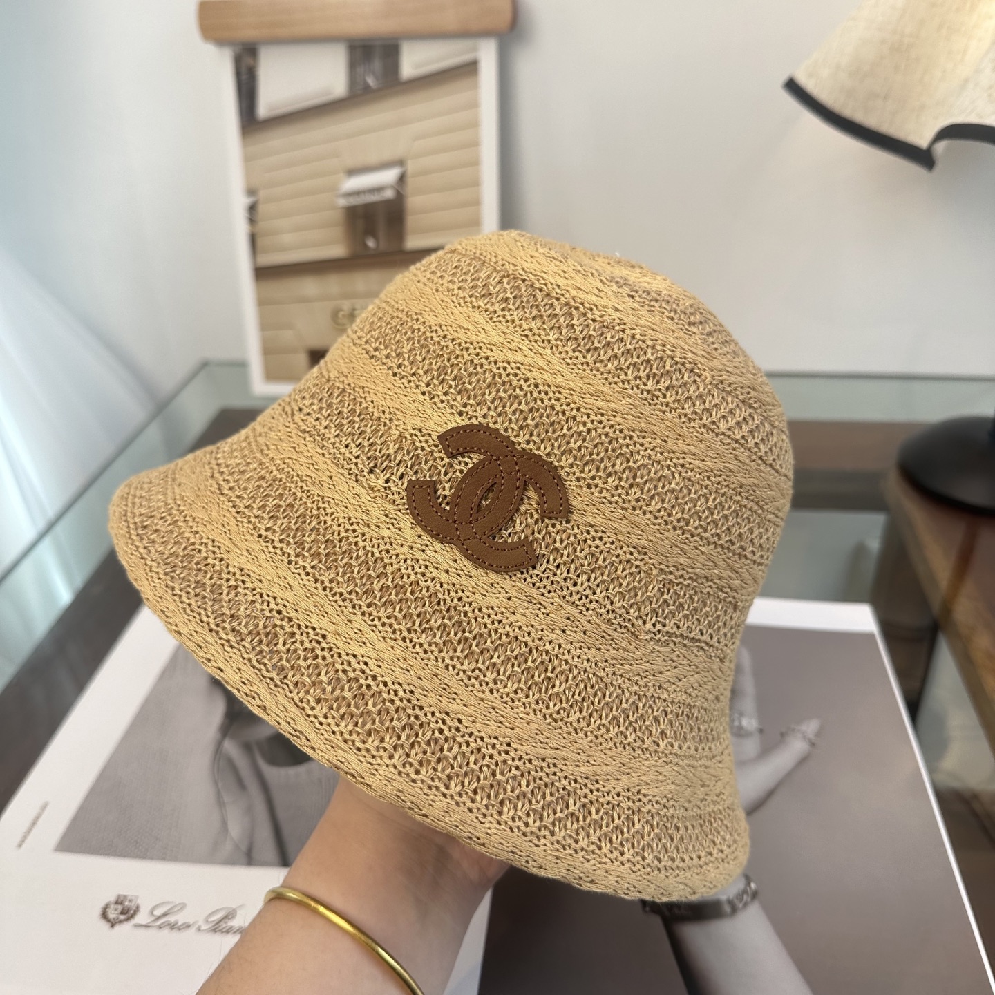Chanel CHANEL香奈儿 简约新款盆帽