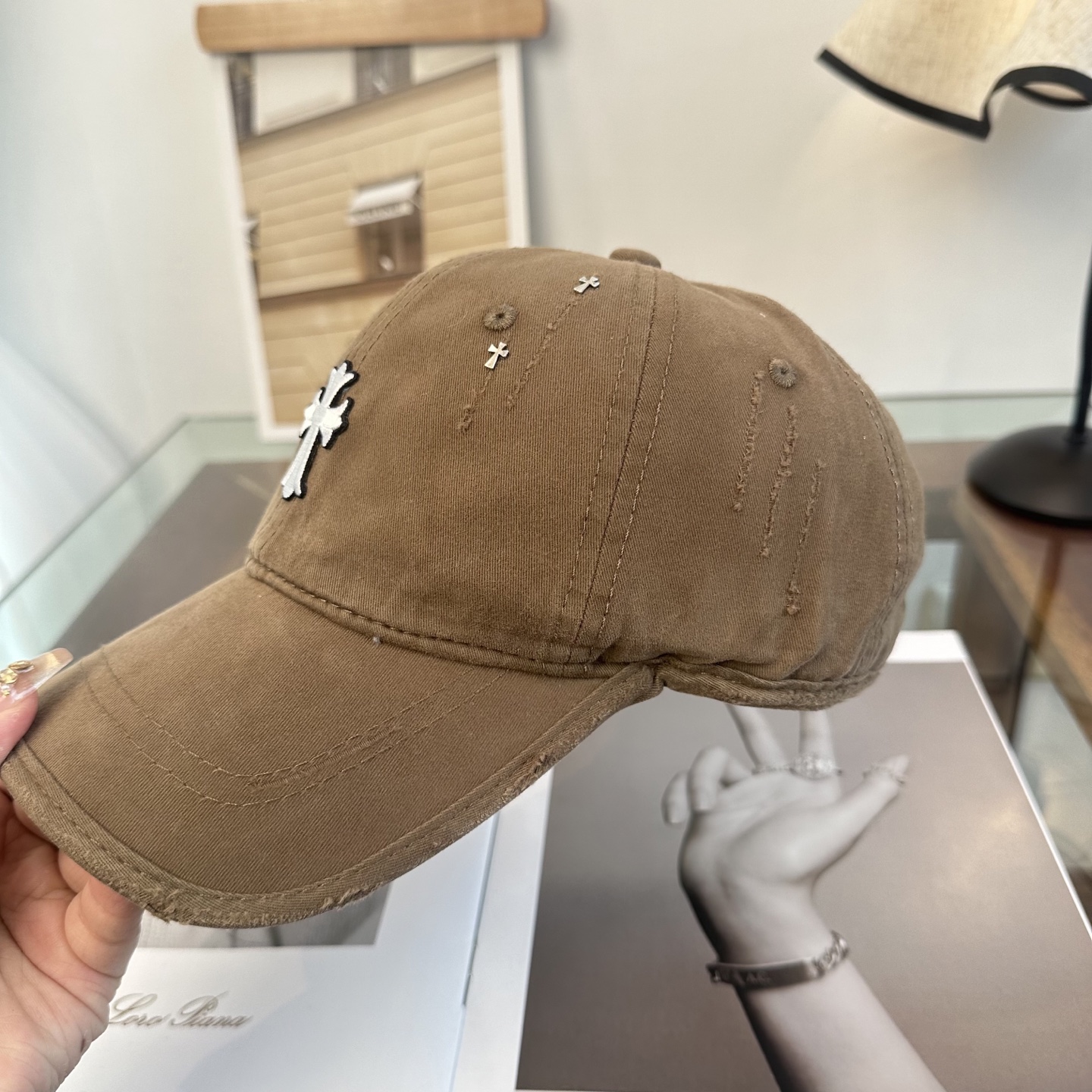 Chrome hearts 克罗心 新款十字架 高品质棒球帽，高端定制版！网红时尚博主同款！墙裂推荐！质