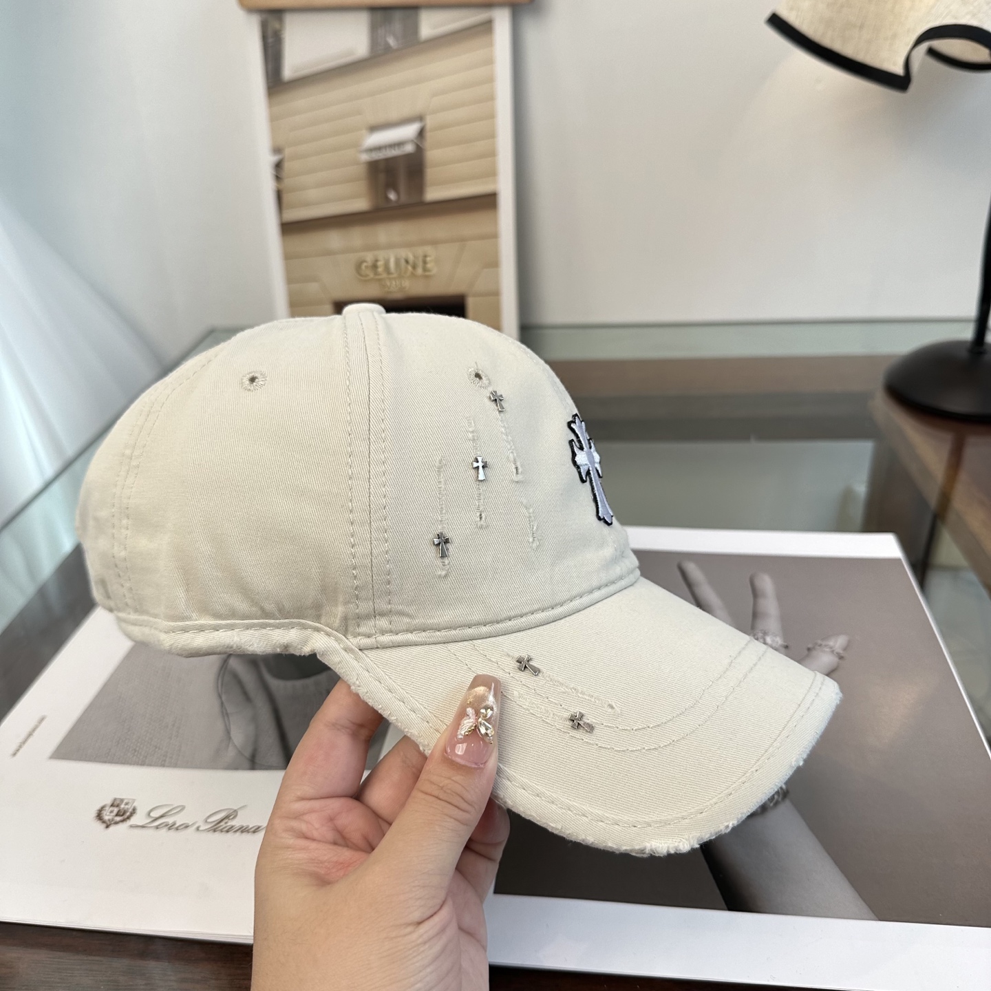 Chrome hearts 克罗心 新款十字架 高品质棒球帽，高端定制版！网红时尚博主同款！墙裂推荐！质