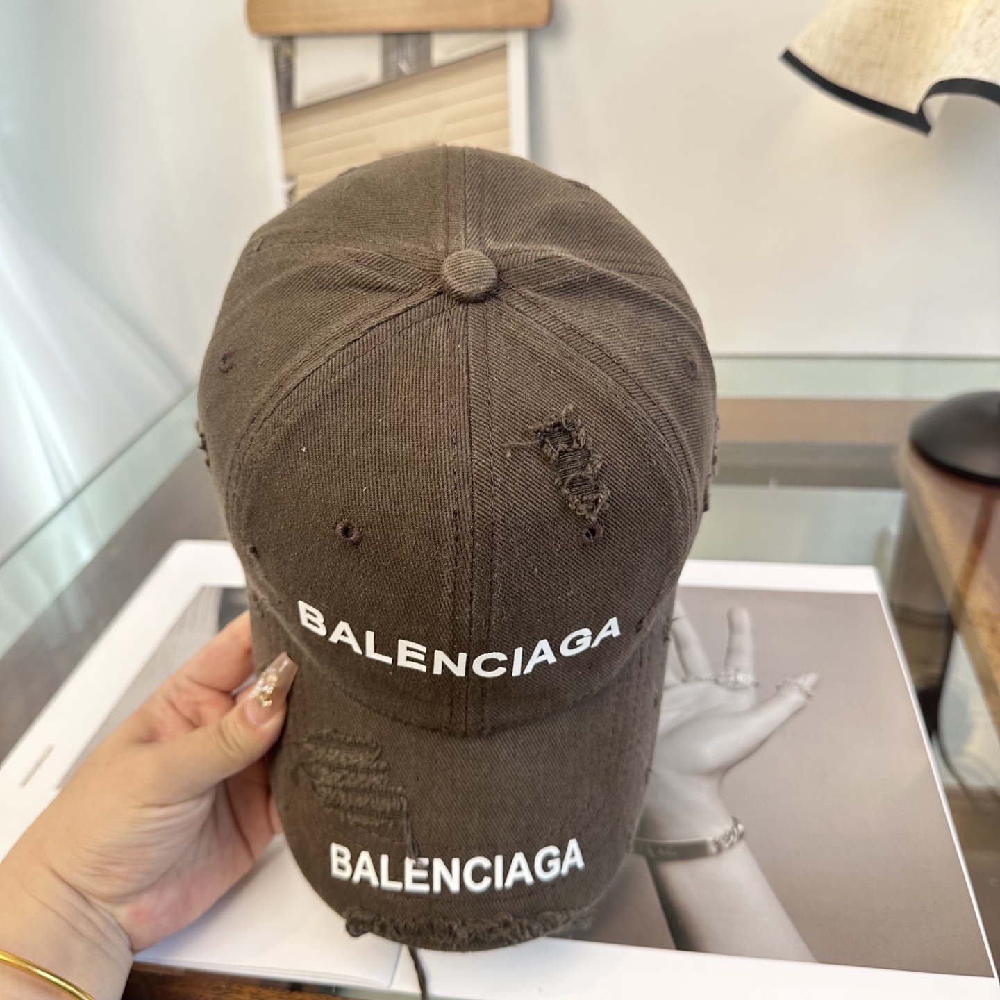 新品Balenciaga 巴黎世家字母新款棒球帽现货秒发🧢简约时尚超级无敌好看的帽子！情侣款！