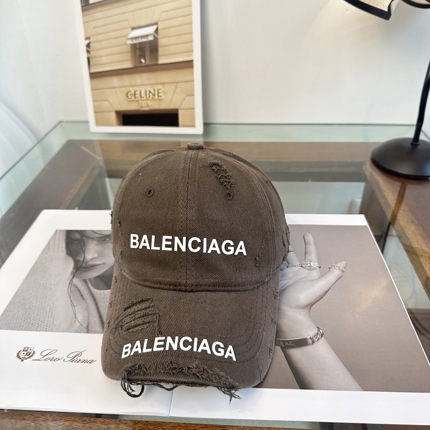新品Balenciaga 巴黎世家字母新款棒球帽现货秒发🧢简约时尚超级无敌好看的帽子！情侣款！